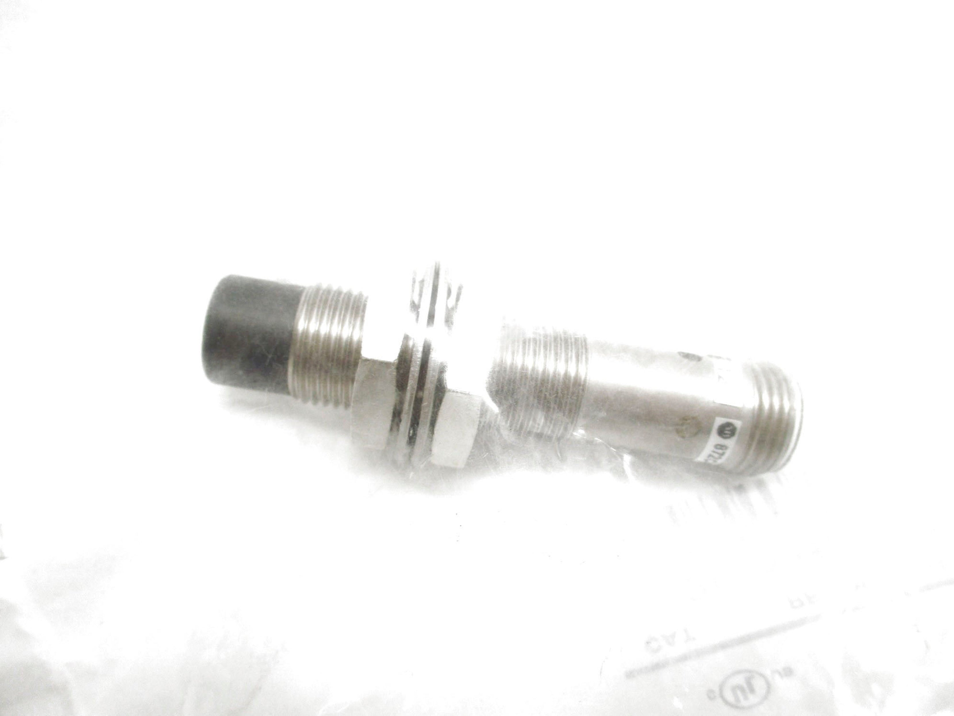 ALLEN BRADLEY 872C-NH8NP12-D4 SER. D (WH) NSMP