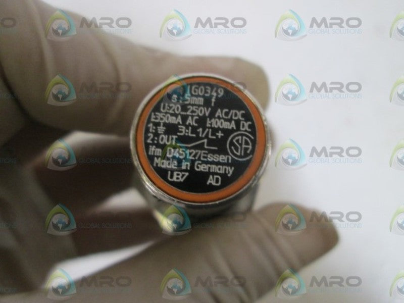 IFM EFECTOR IG0349 INDUCTIVE PROXIMITY SENSOR (AS PICTURED) *NEW NO BOX*