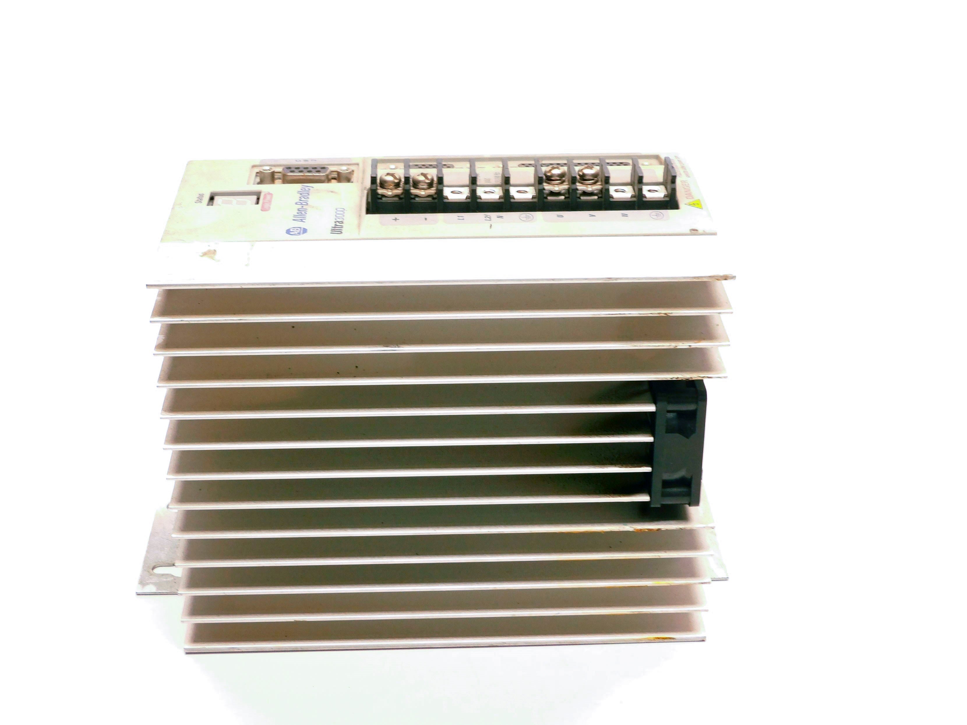 ALLEN BRADLEY 2098-DSD-020 SER. C F/W V1.52 UNMP