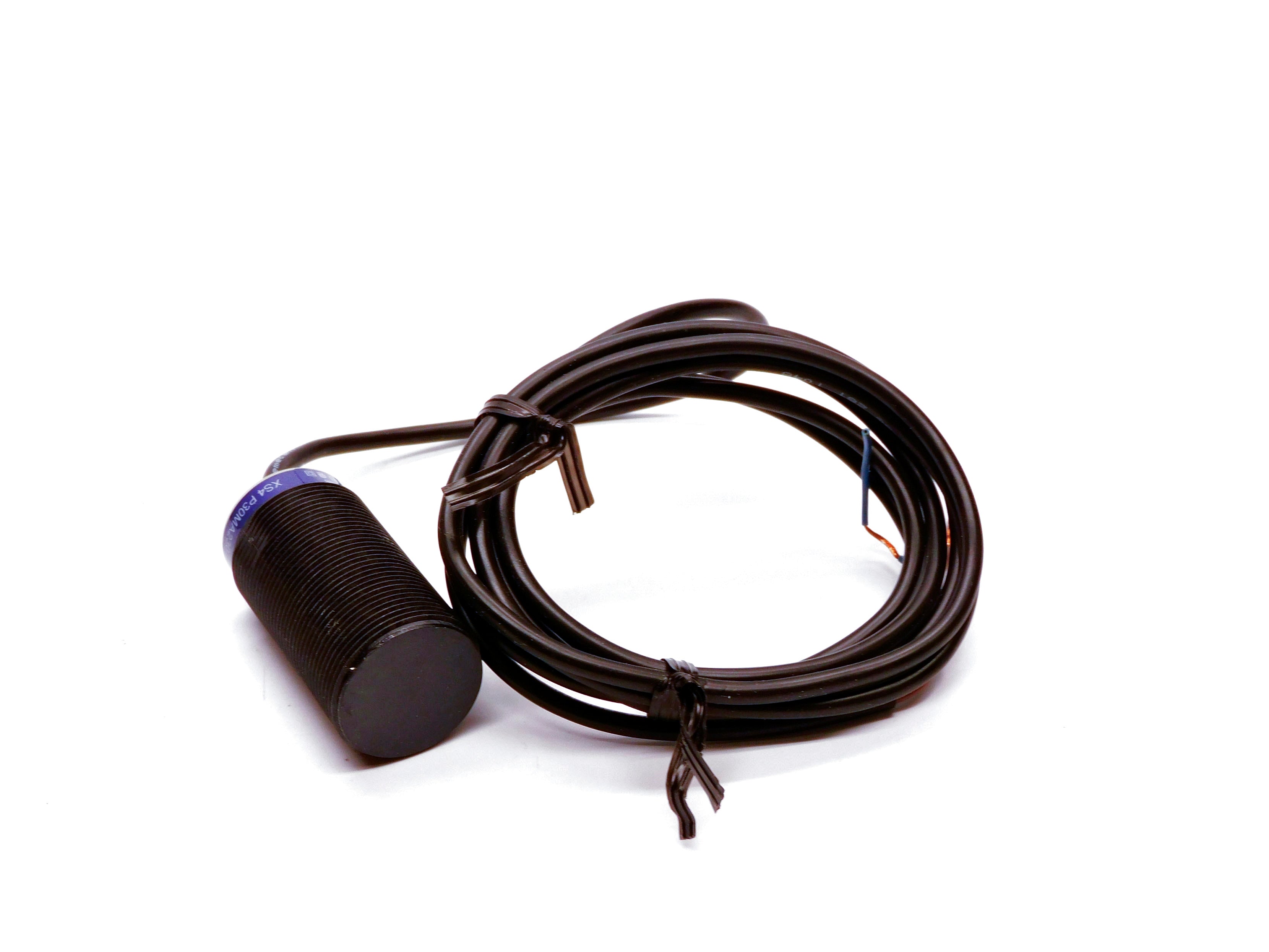 TELEMECANIQUE XS4P30MA230 NSMP