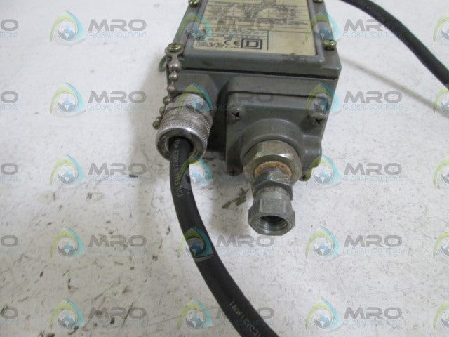SQUARE D PRESSURE SWITCH 9012 GBW-2 *USED*
