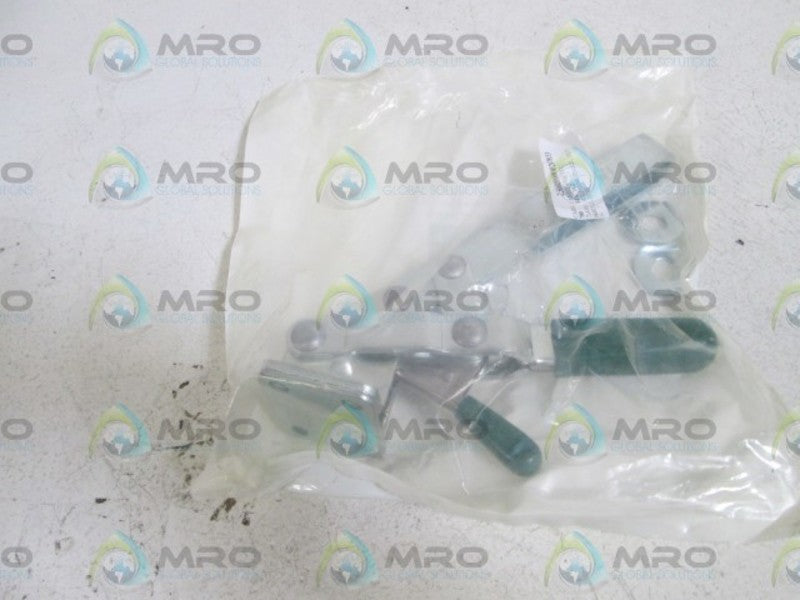 CARR LANE TOGGLE CLAMP W/ SAFETY LOCK CL-850-LVTC * NEW IN FACTORY BAG *