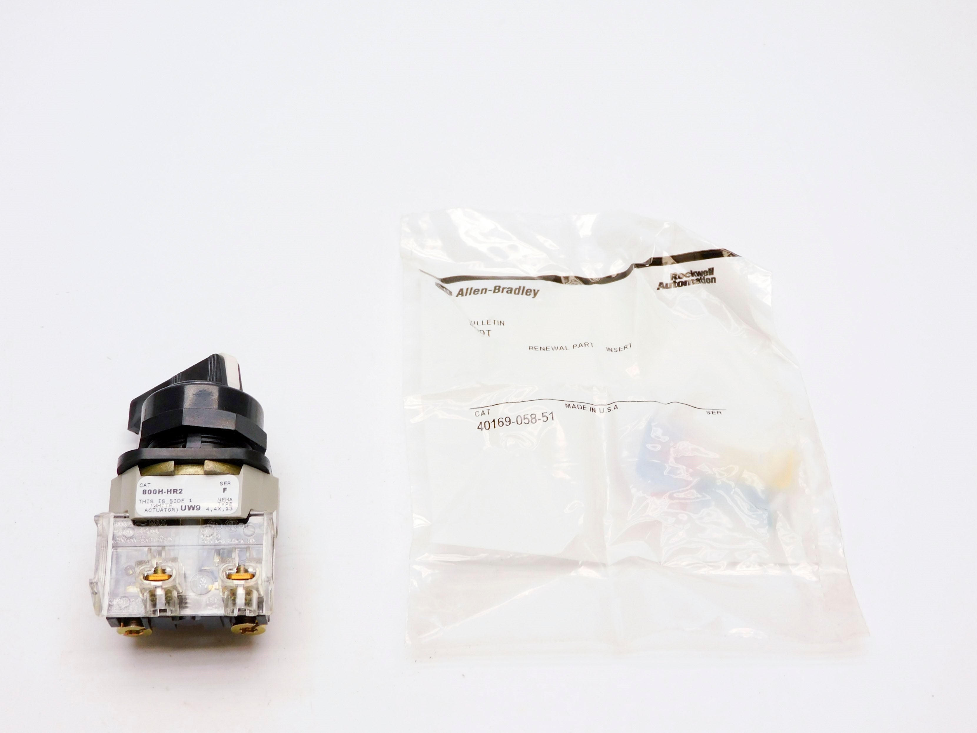 ALLEN BRADLEY 800H-HR2 SER. F (WH) NSMP