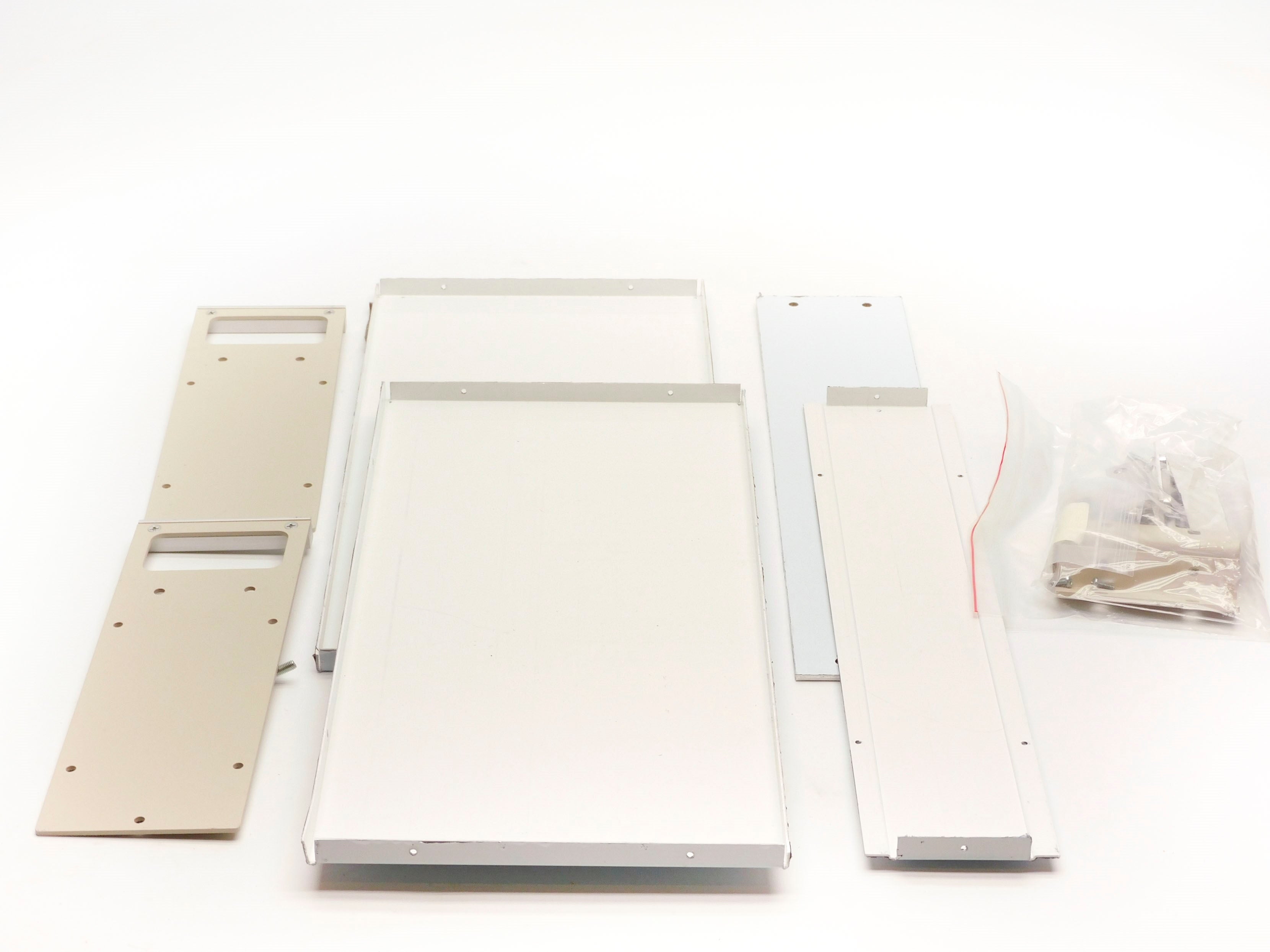 BUD INDUSTRIES HC-14099 NSMP