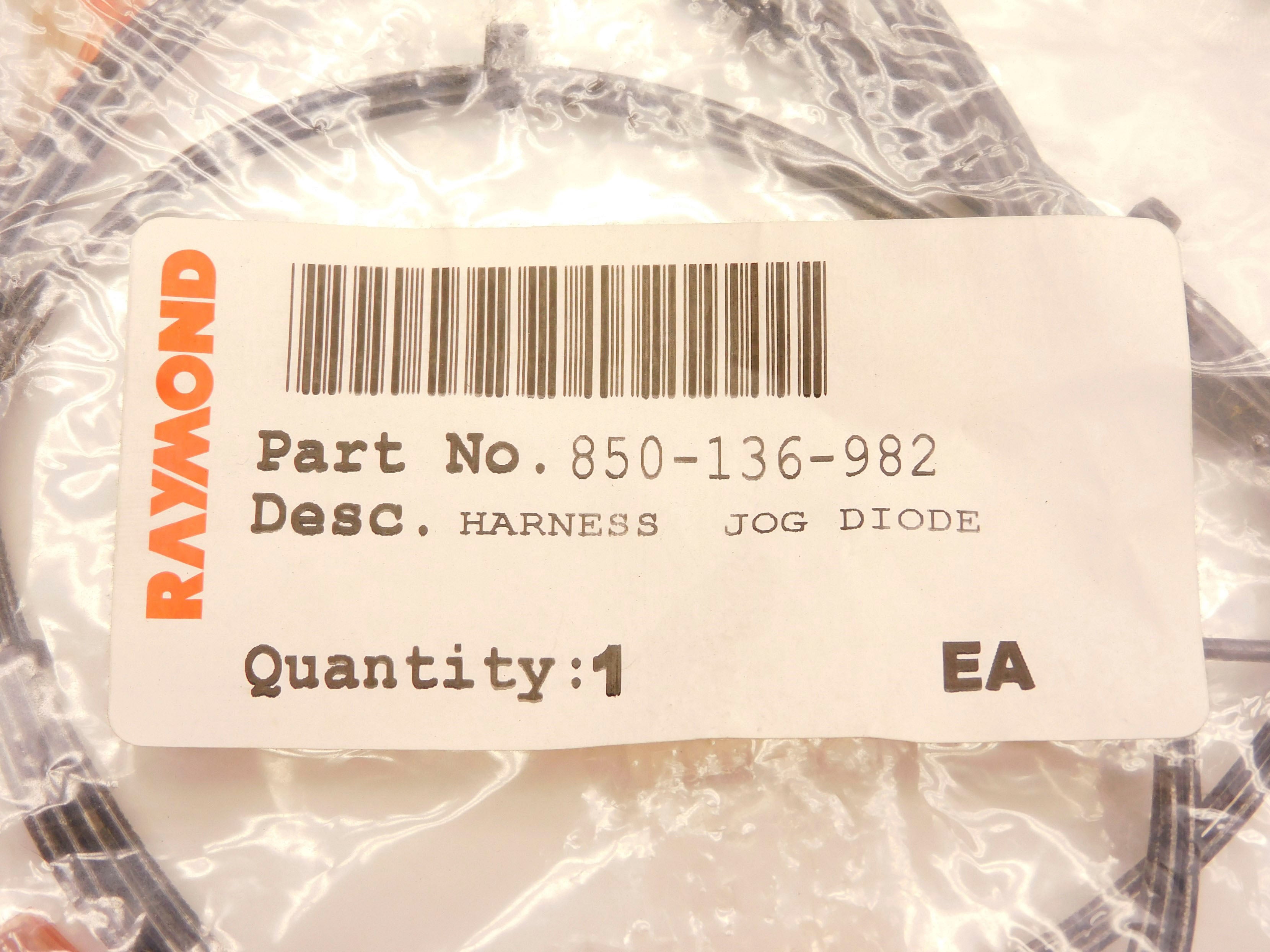 RAYMOND 850-136-982 NSMP