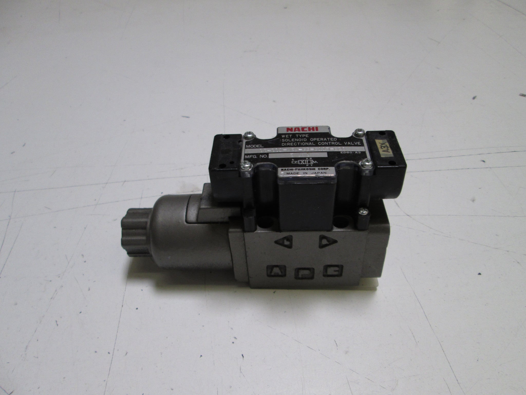 NACHI DIRECTIONAL CONTROL VALVE SS-G01-A3X-FR-E115-E20 *USED*