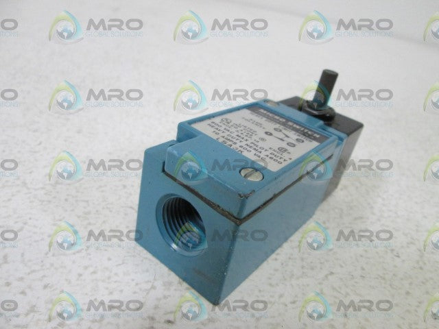 MICROSWITCH LSA3K LIMIT SWITCH *NEW NO BOX*