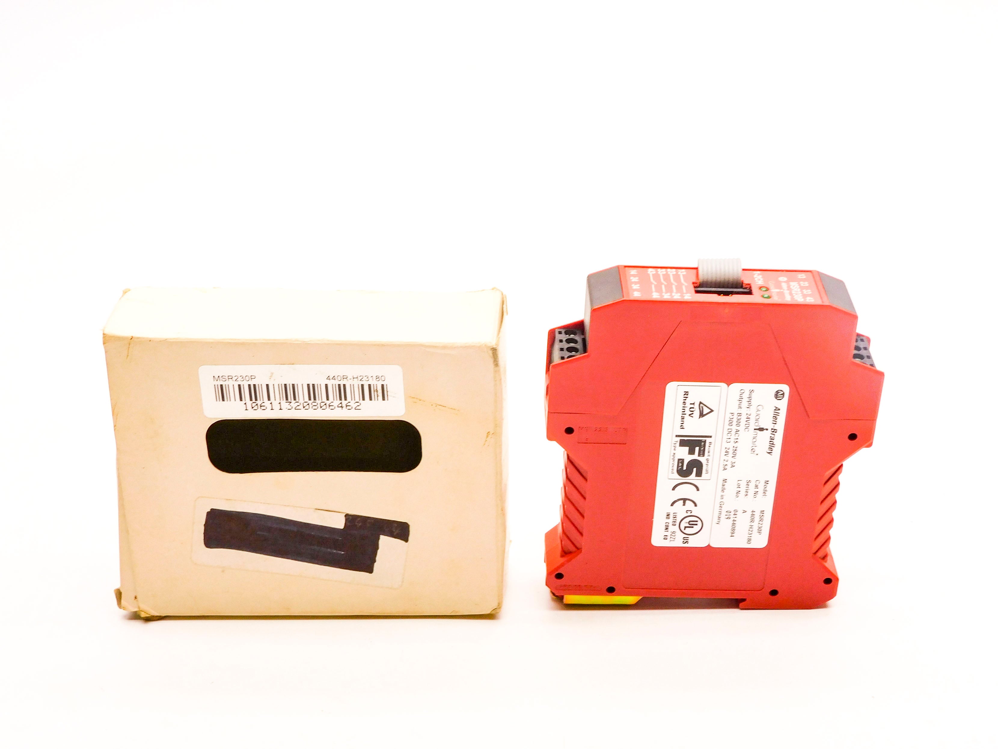 ALLEN BRADLEY 440R-H23180 SER. A 24VDC 3A (WH) NSMP