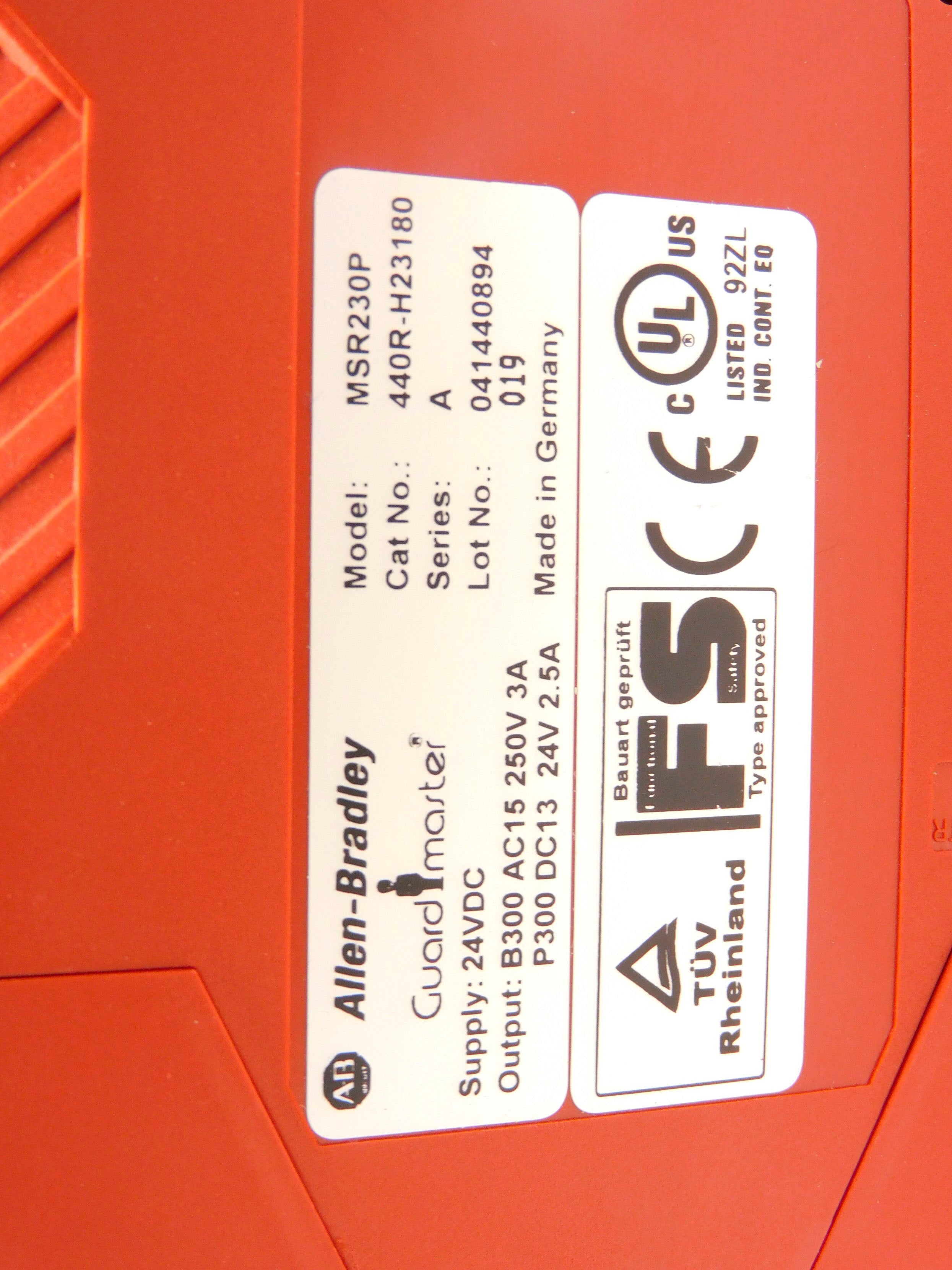 ALLEN BRADLEY 440R-H23180 SER. A 24VDC 3A (WH) NSMP