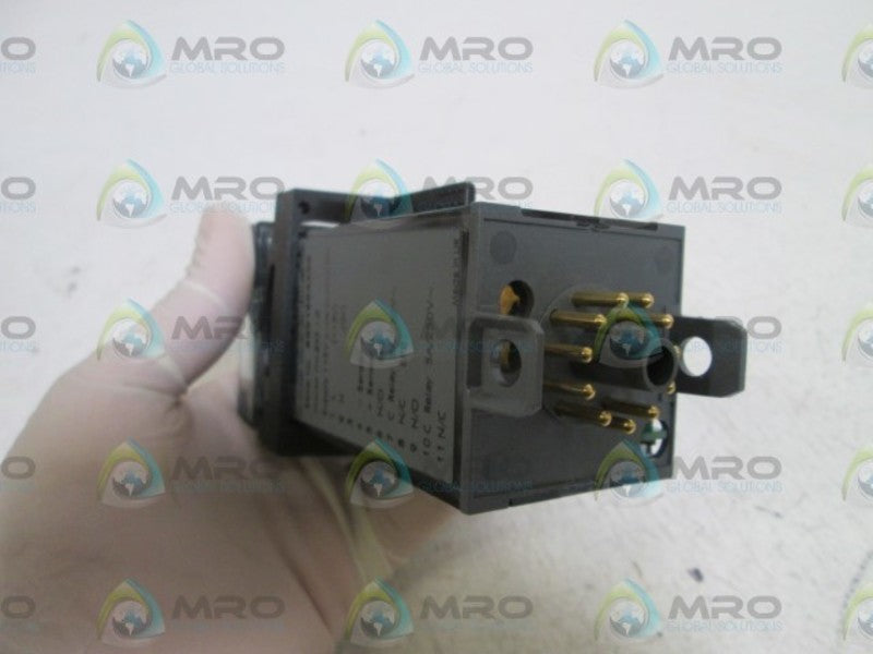 CAL CONTROLS TEMPERATURE CONTROLLER 855.1JE  NSNP