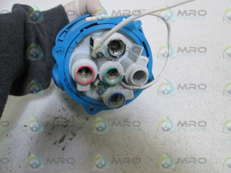 MELTRIC RECEPTACLE/CONNECTOR  33-64073-972 (AS PIC) *NEW NO BOX*