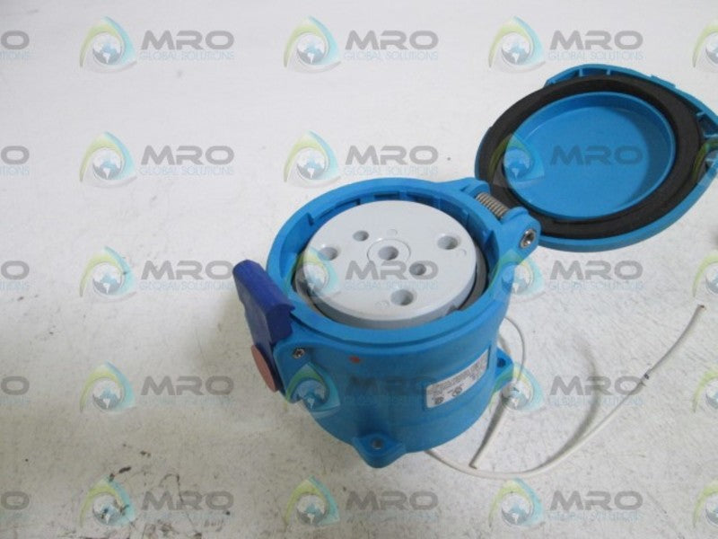 MELTRIC RECEPTACLE/CONNECTOR  33-64073-972 (AS PIC) *NEW NO BOX*