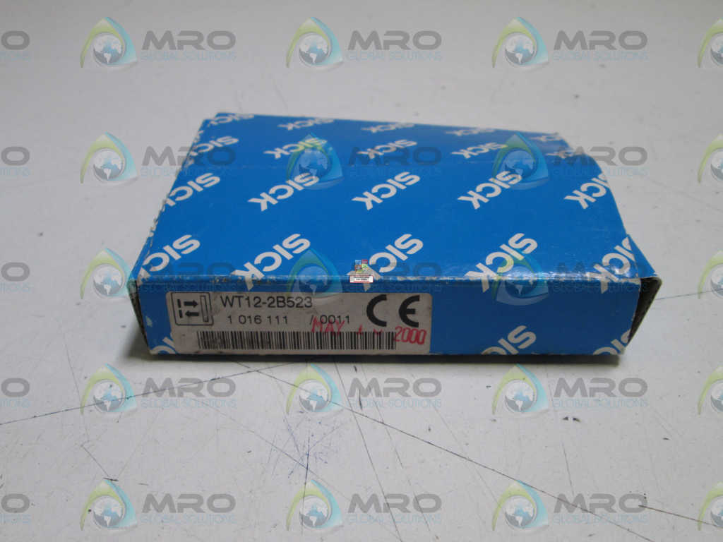 SICK WT12-2B523 PROXIMITY SENSOR *NEW IN BOX*