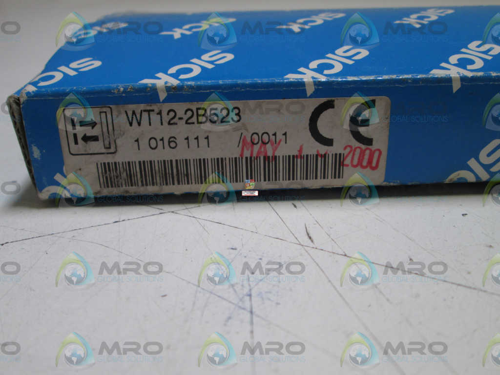 SICK WT12-2B523 PROXIMITY SENSOR *NEW IN BOX*