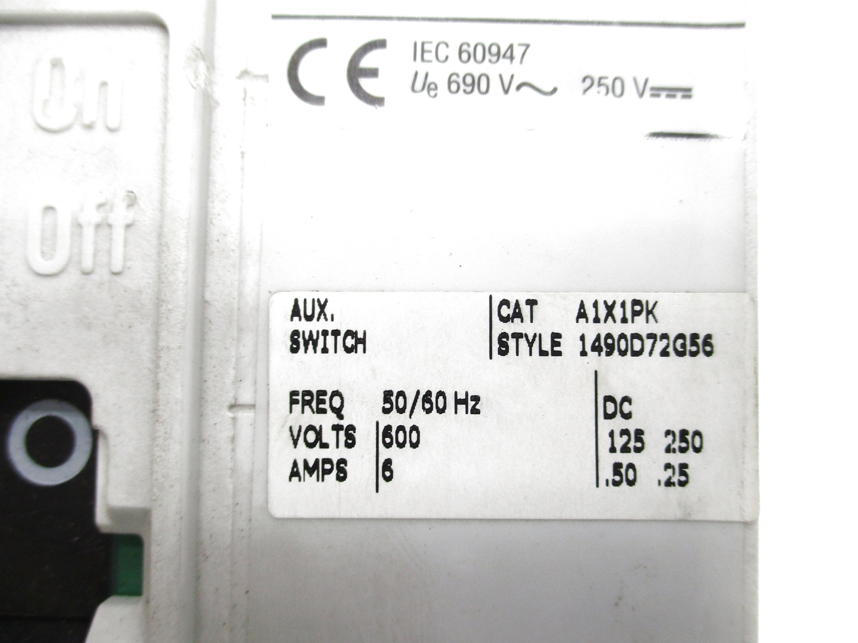 ALLEN BRADLEY 140M-I8P-C50-CXM SER. A 50A 600VAC 250VDC (WHITE) UNMP