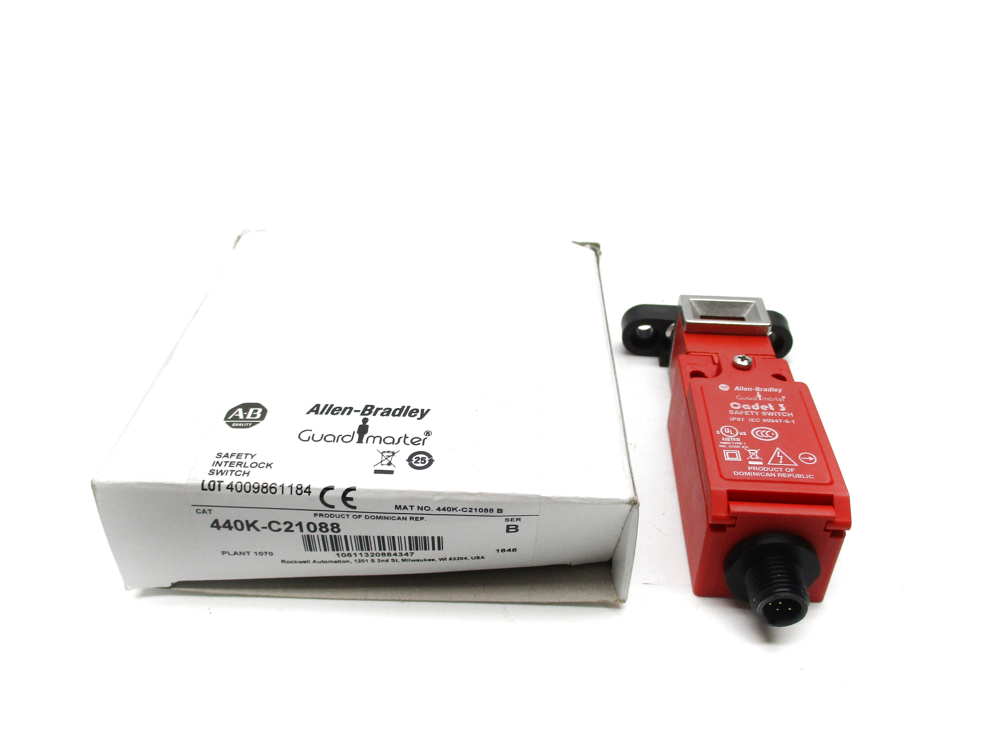 ALLEN BRADLEY 440K-C21088 SER. B 240V 10A (WH) NSMP