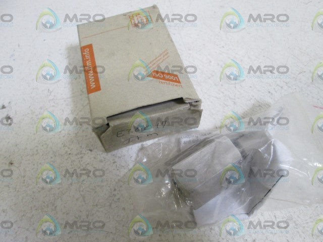IFM EFECTOR E30017 MOUTNING SET *NEW IN BOX*