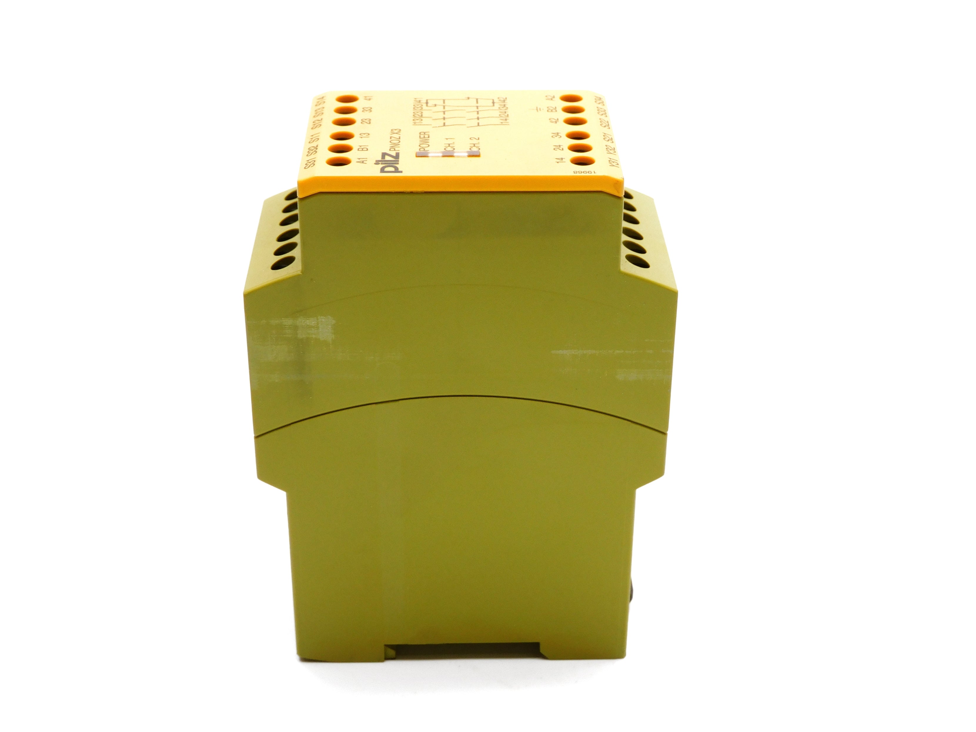 PILZ PNOZ-X3-120VAC-24VDC-3N/O-1N/C-1SO 120VAC 24VDC 8A NSNP