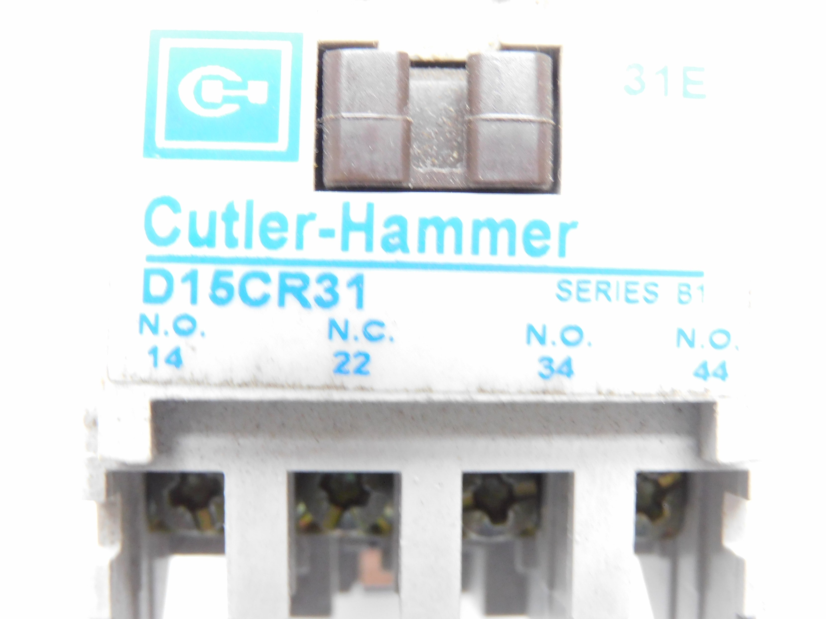 CUTLER HAMMER D15CR31AB SER. B1 110/120V 8A NSMP
