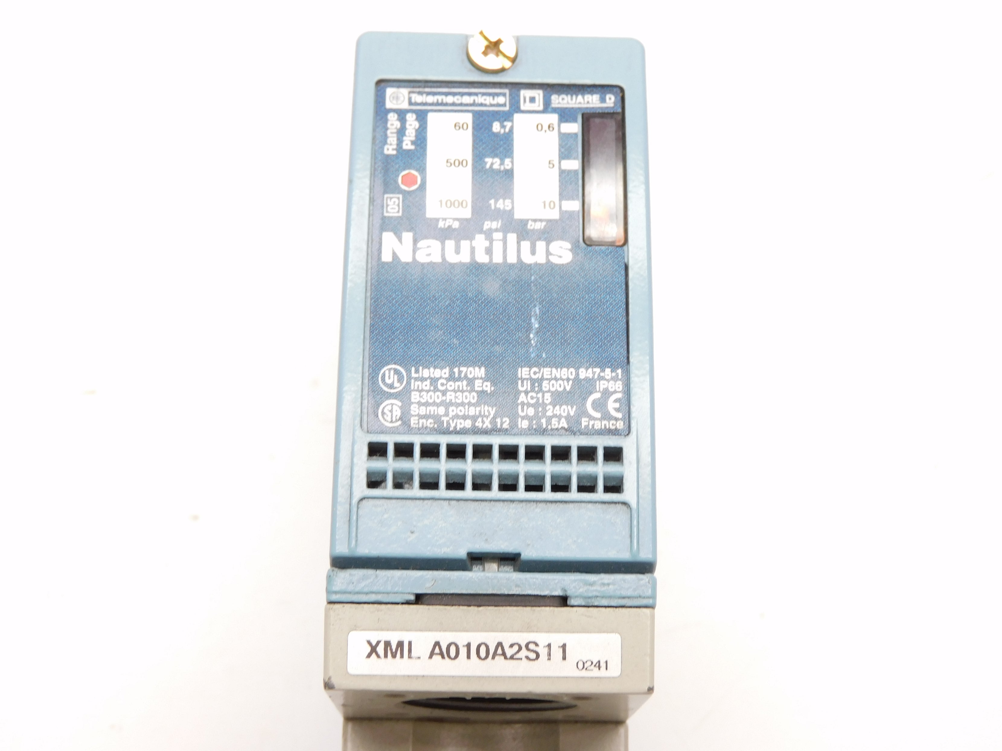 TELEMECANIQUE XMLA010A2S11 UNMP