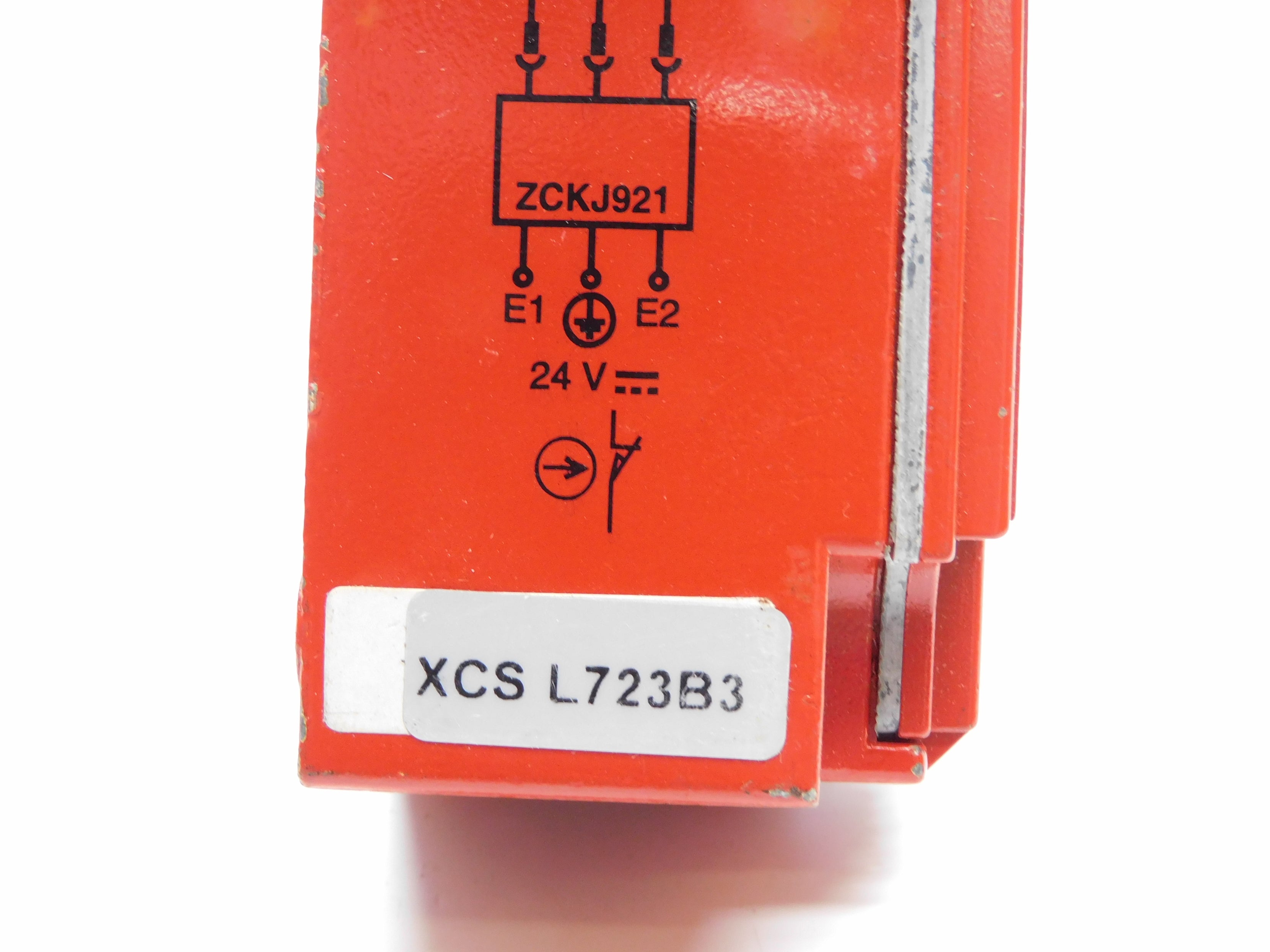 TELEMECANIQUE XCSL723B3 (NO KEY) NSNP