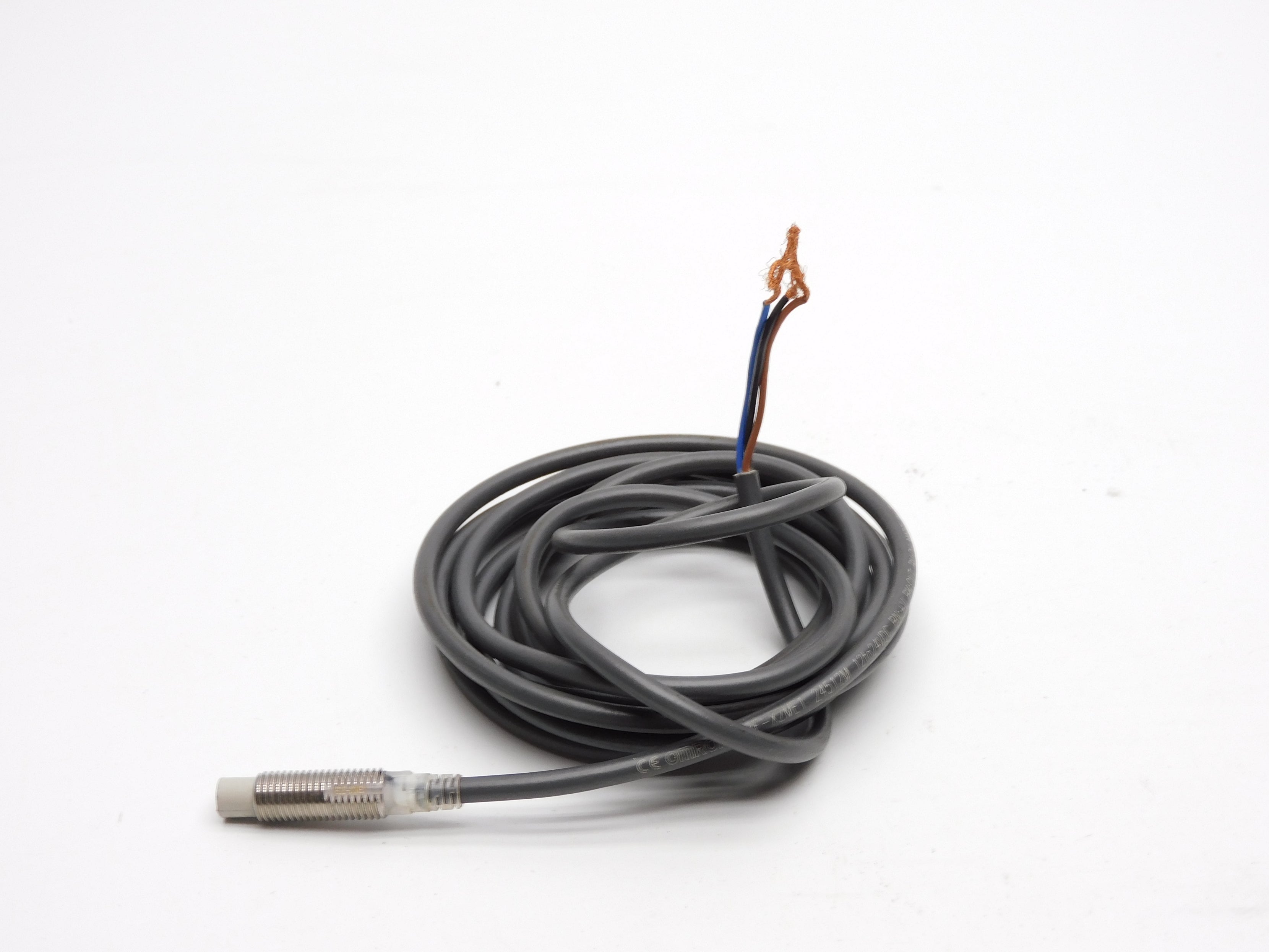 OMRON E2E-X2ME1 12-24VDC UNMP