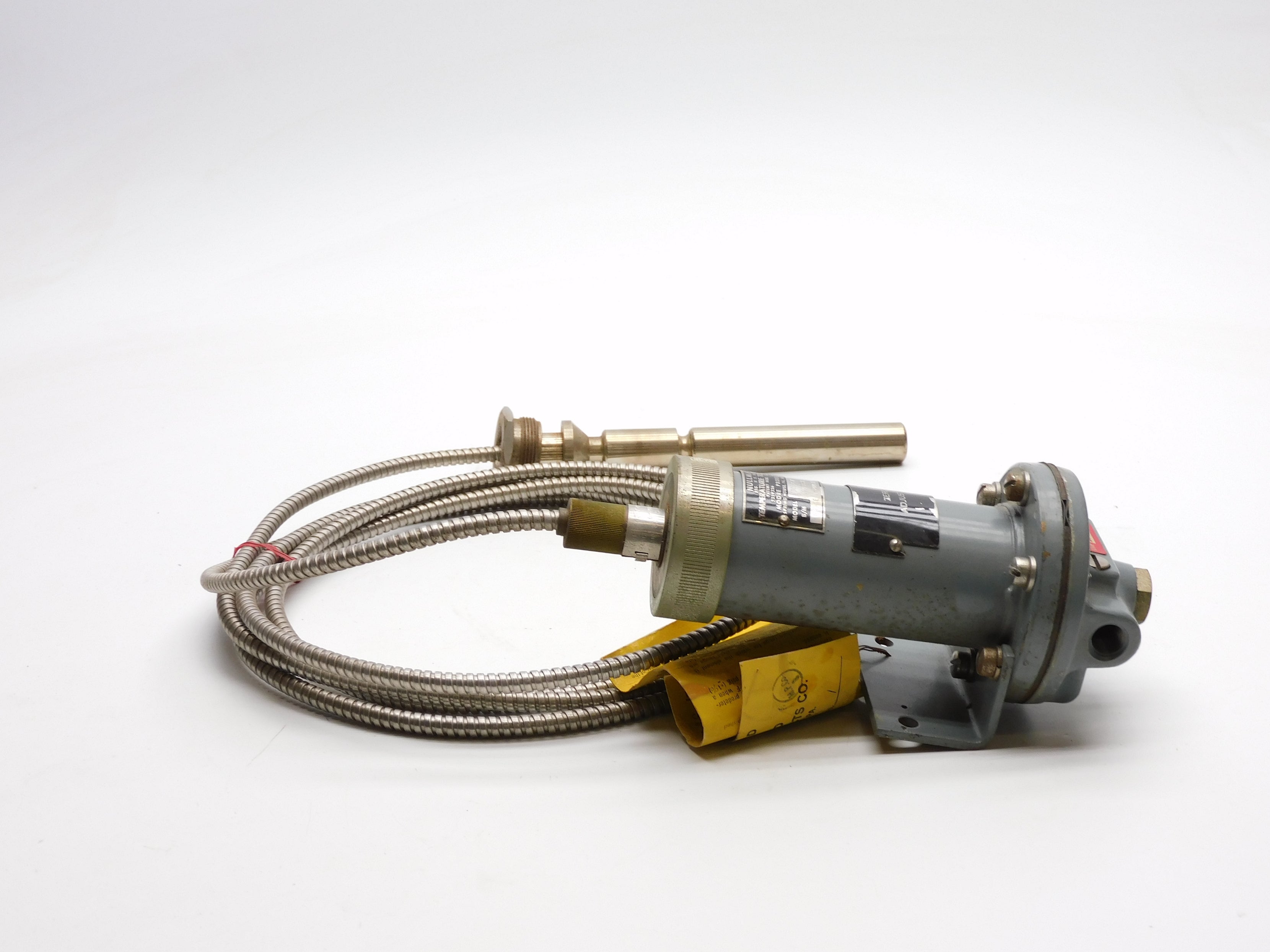 MOORE PRODUCTS 33C5257 14033S1 NSNP