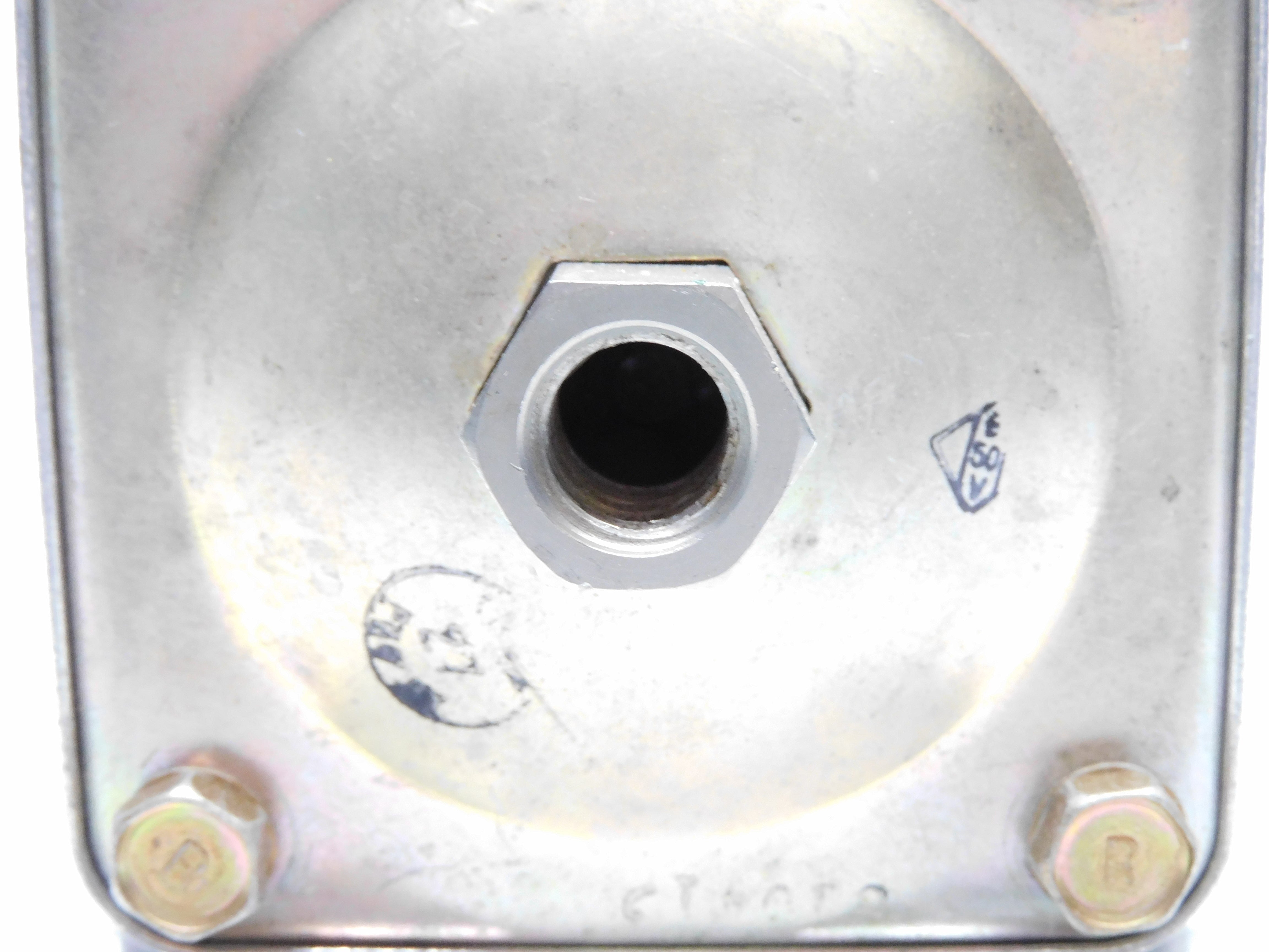 BARKSDALE VCD1H-H18SS UNMP