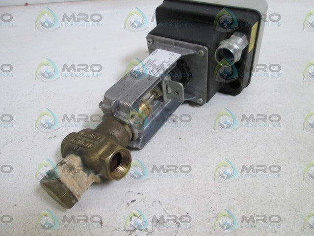 HONEYWELL ML7425A3013 DIRECT COUPLED VALVE ACTUATOR *USED*