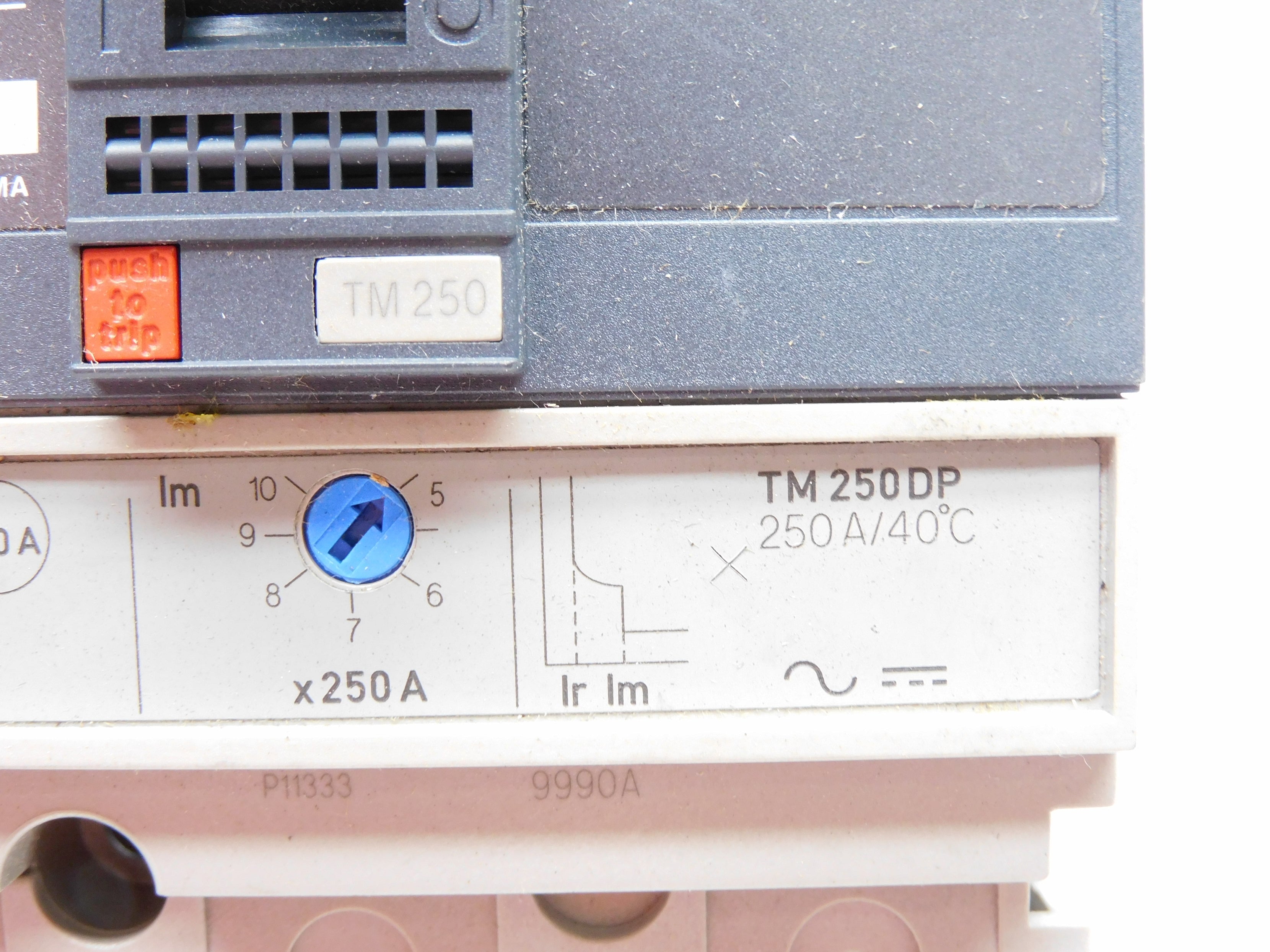 MERLIN GERIN NSF250N 250A 600/347V NSNP