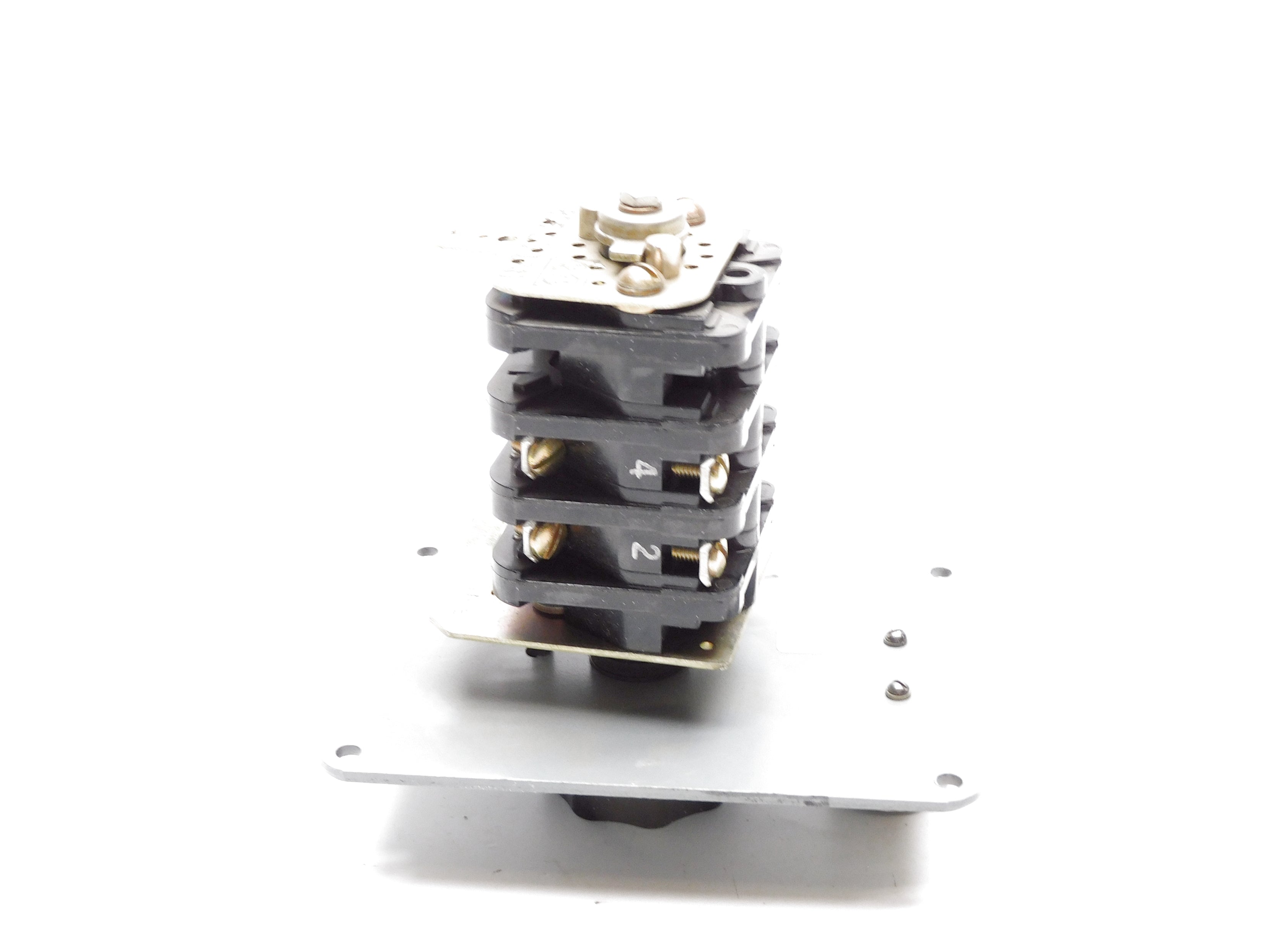 INDUSTRIAL SPARE PART 806-DS-1741 (NO KEY) NSNP