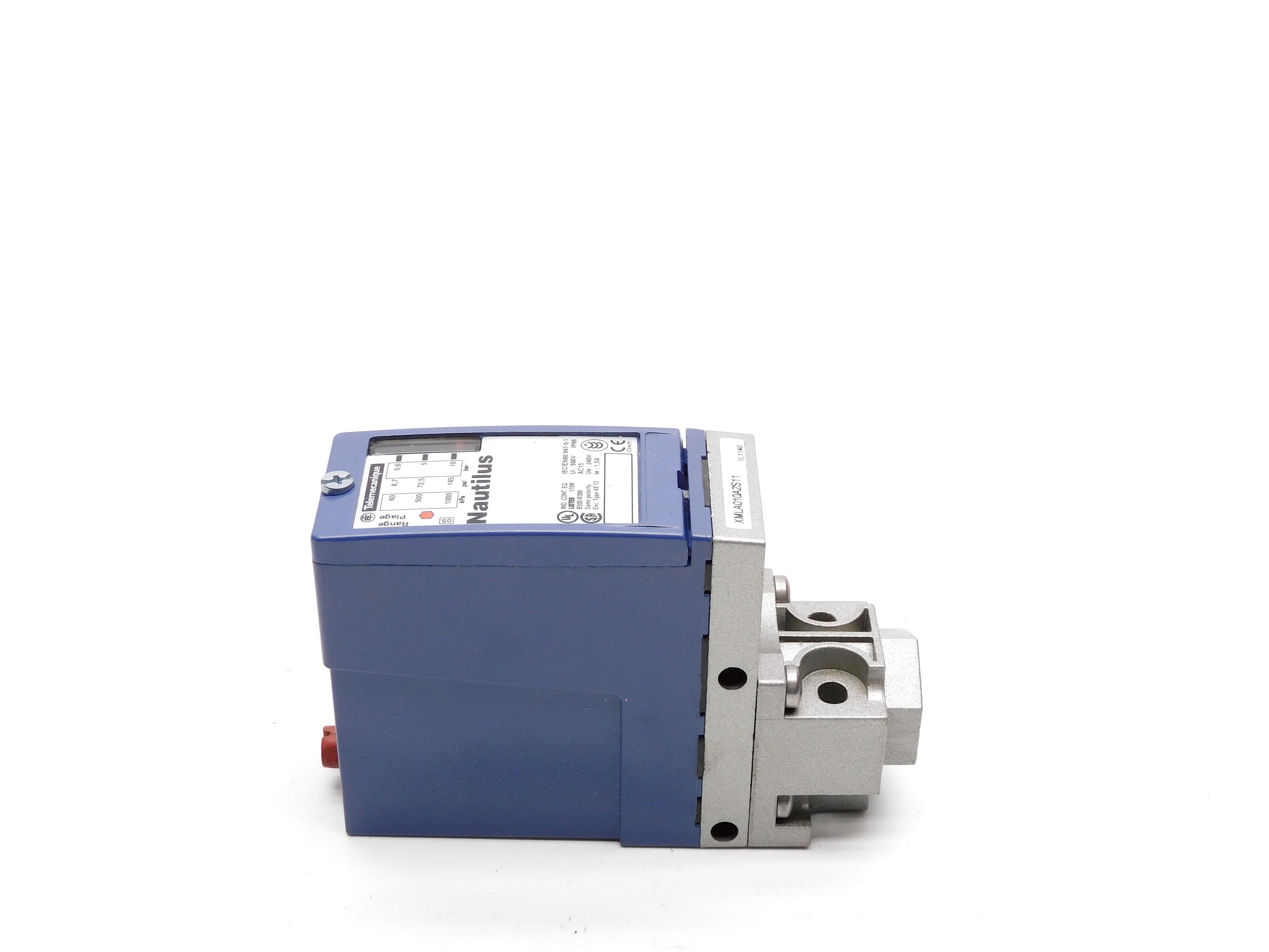TELEMECANIQUE XMLA010A2S11 NSNP