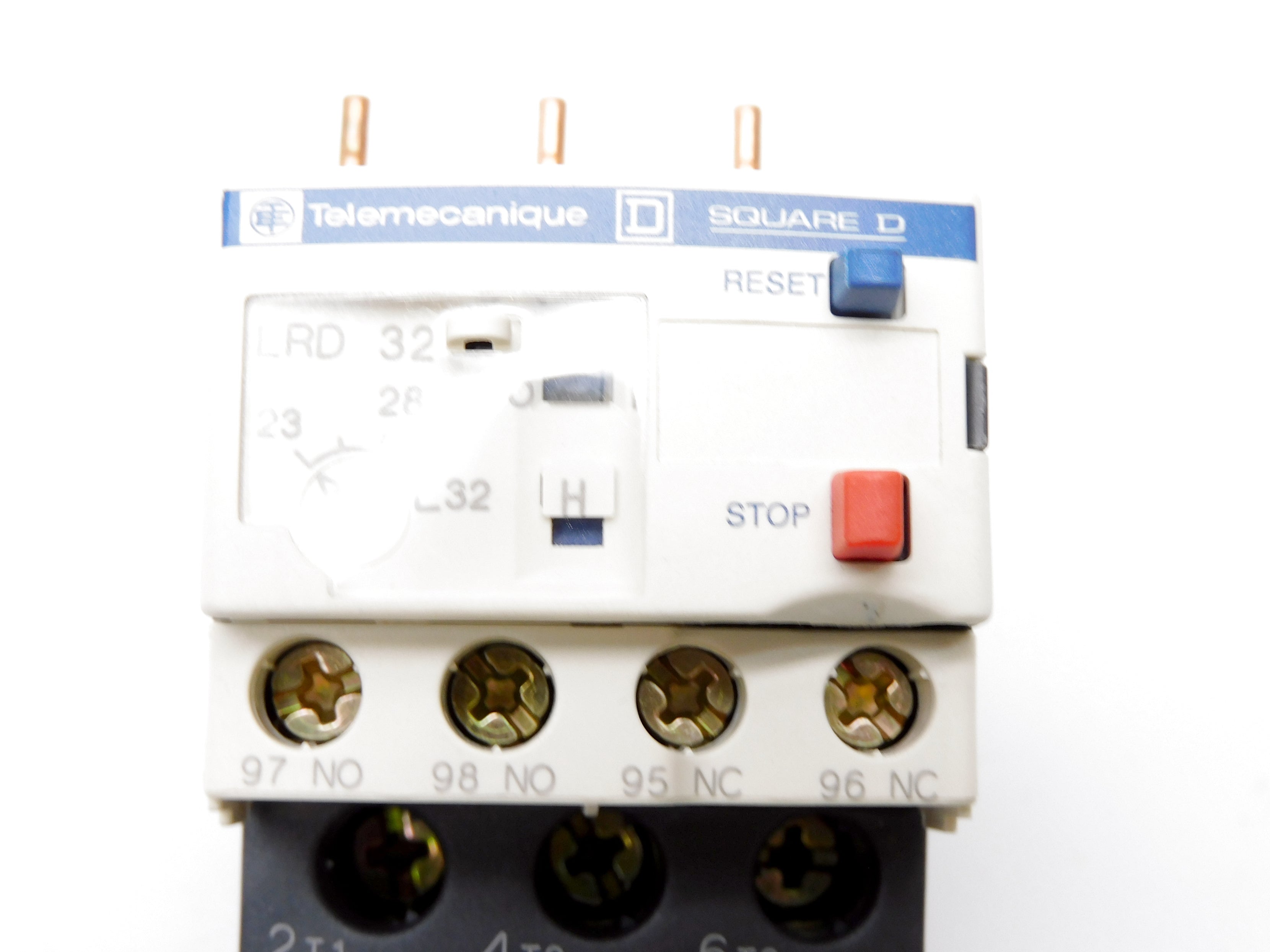 TELEMECANIQUE LRD32 690V 23-32A (AS PICTURED) NSMP