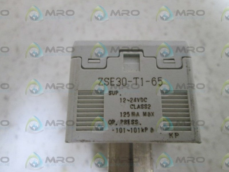 SMC VACUUM SWITCH ZSE30-T1-65  UNMP