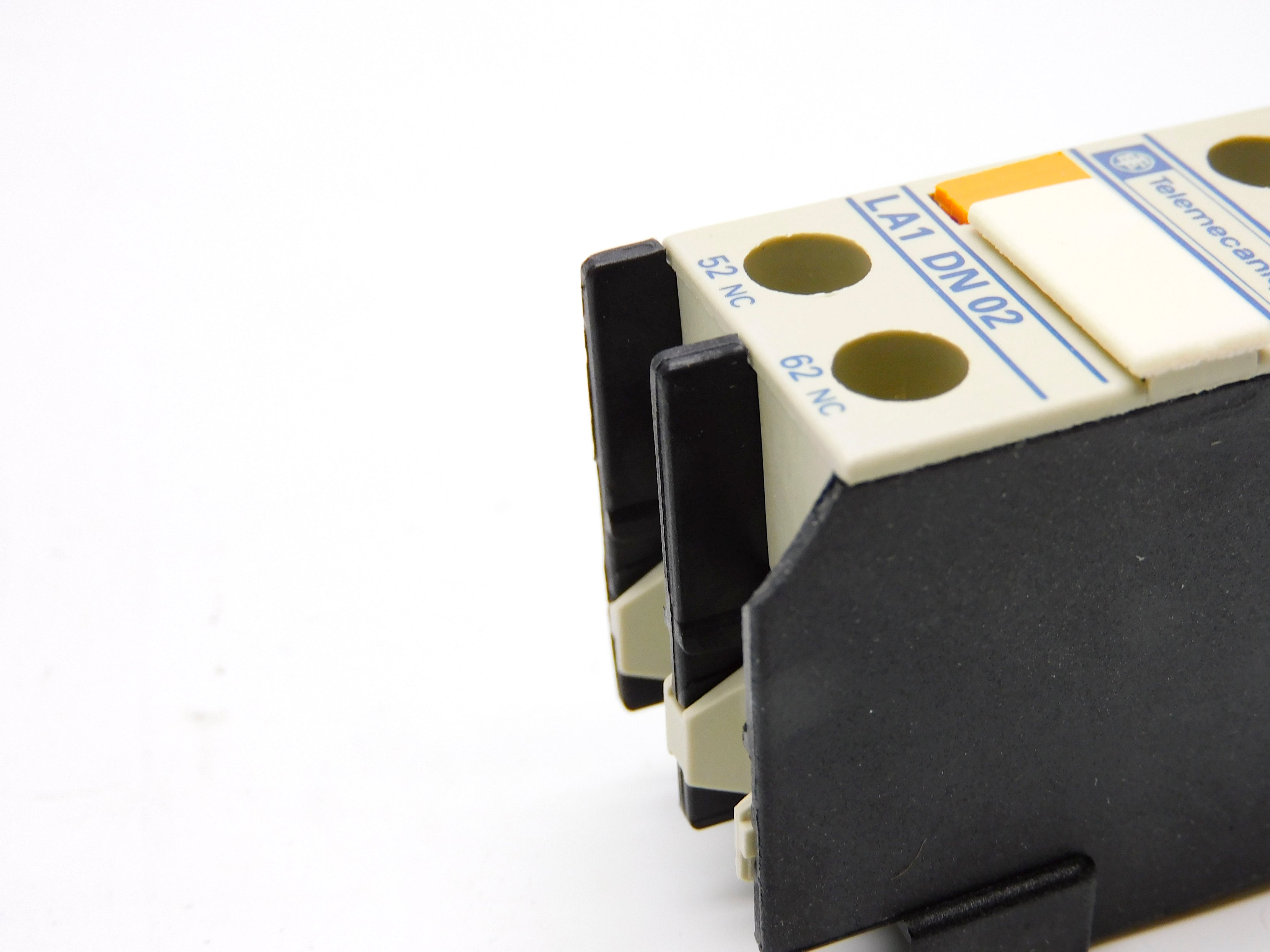 TELEMECANIQUE LA1DN02 (AS PICTURED) NSMP