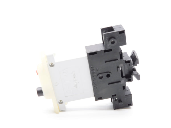 BUCHANAN CBB1500 15A 250VAC NSMP