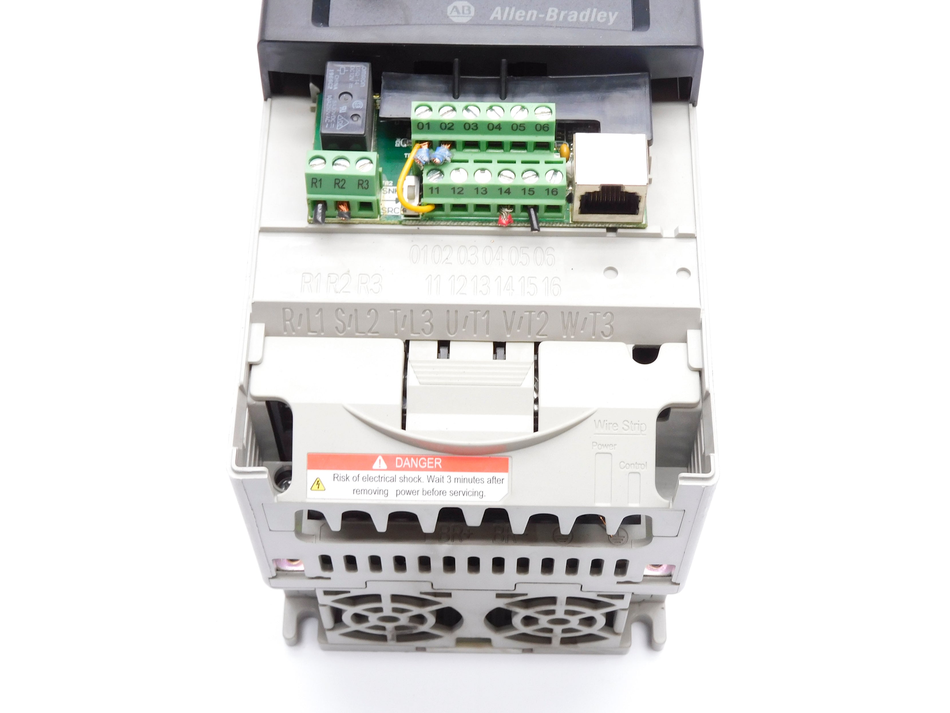 ALLEN BRADLEY 22A-D8P7N104 SER. A F/W 4.02 UMMP
