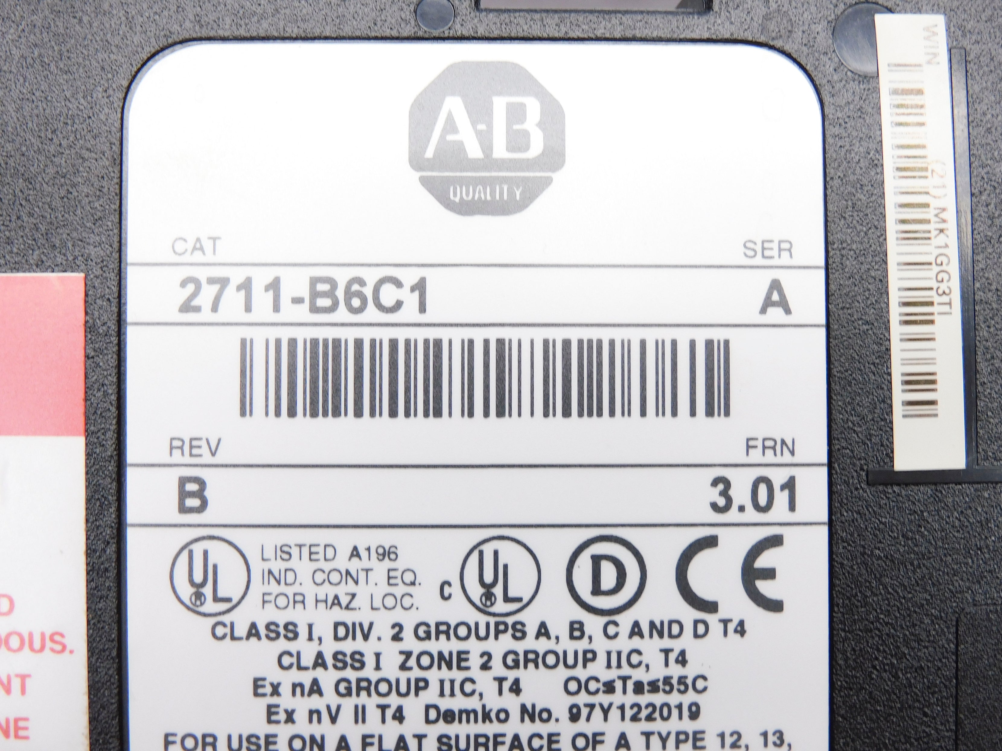 ALLEN BRADLEY 2711-B6C1 SER. A F/W 3.01 UNMP