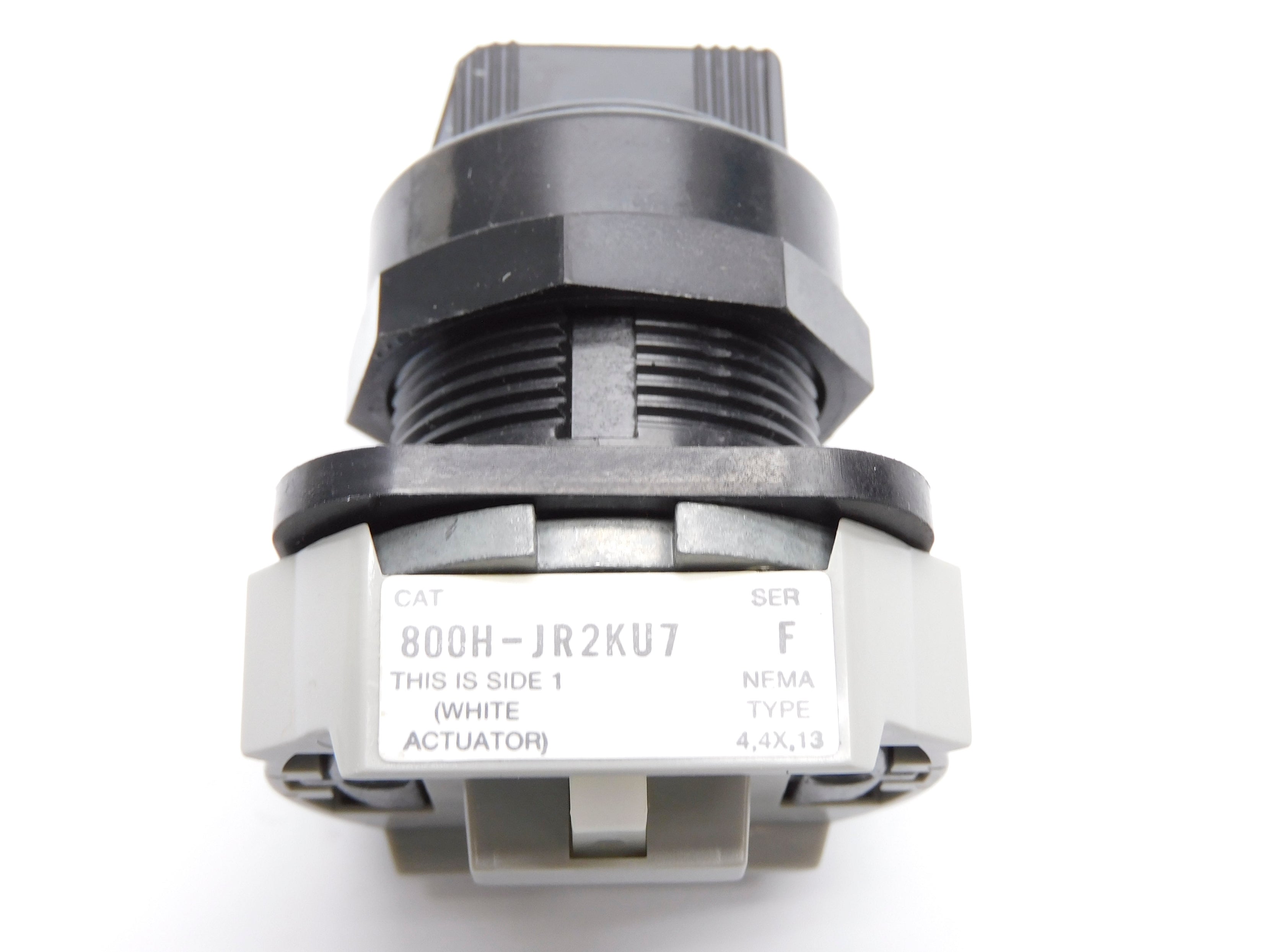 ALLEN BRADLEY 800H-JR2KU7 SER. F (WH) NSMP