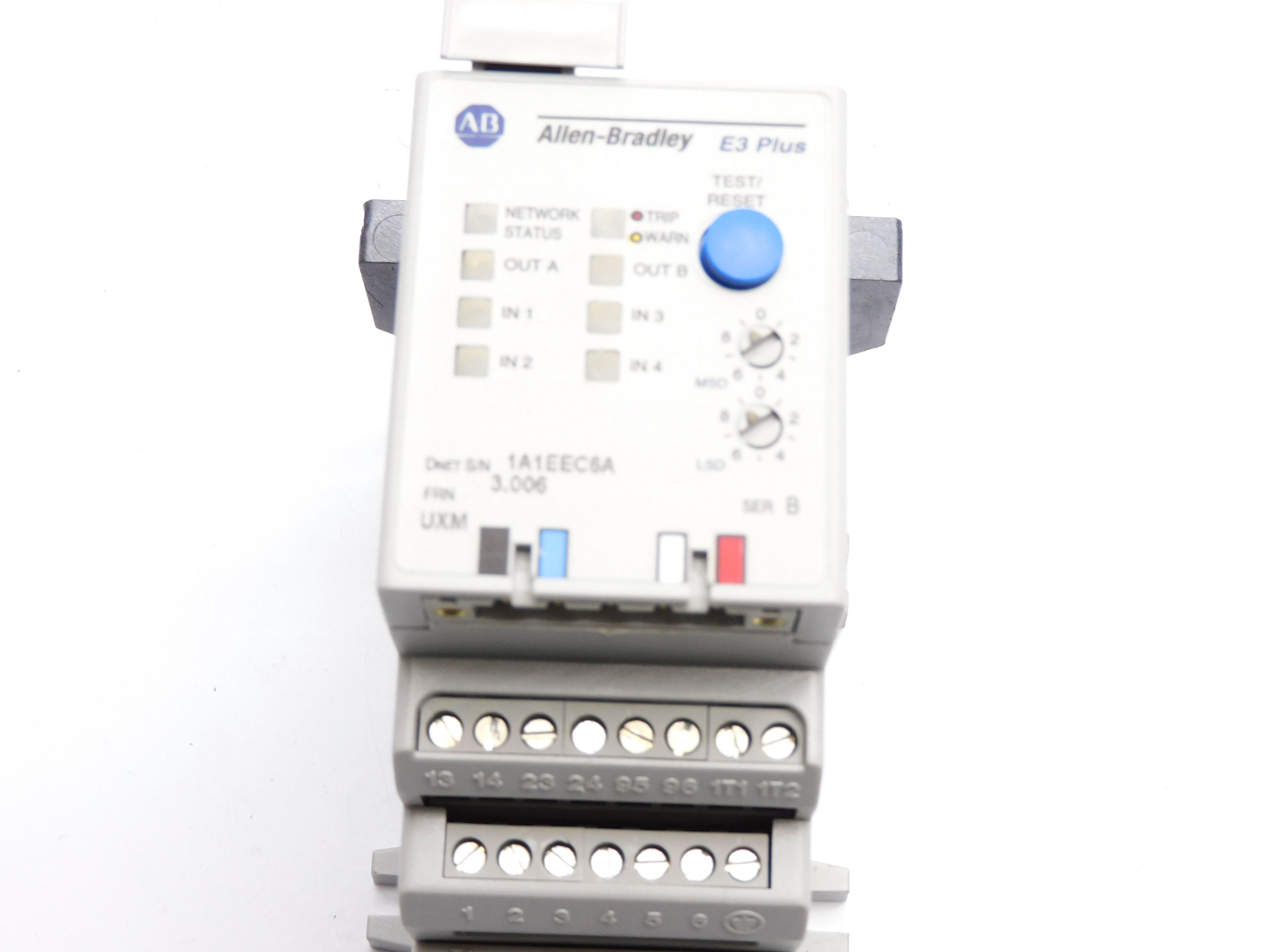 ALLEN BRADLEY 592-EC2BC SER. B F/W 3.006 600VAC 3-15A NSNP