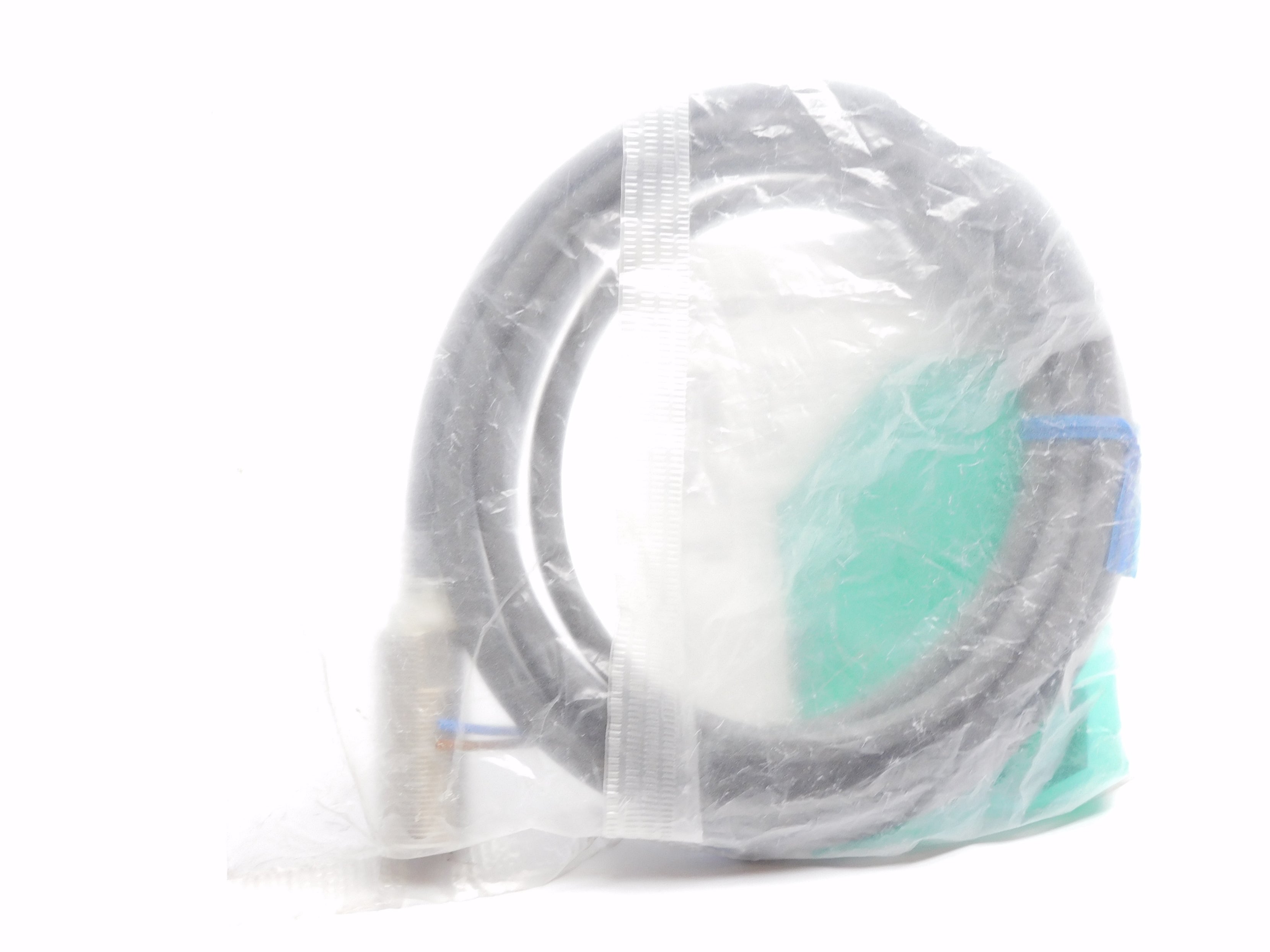 OMRON E2E-X5Y1 24-240VAC 2M NSMP