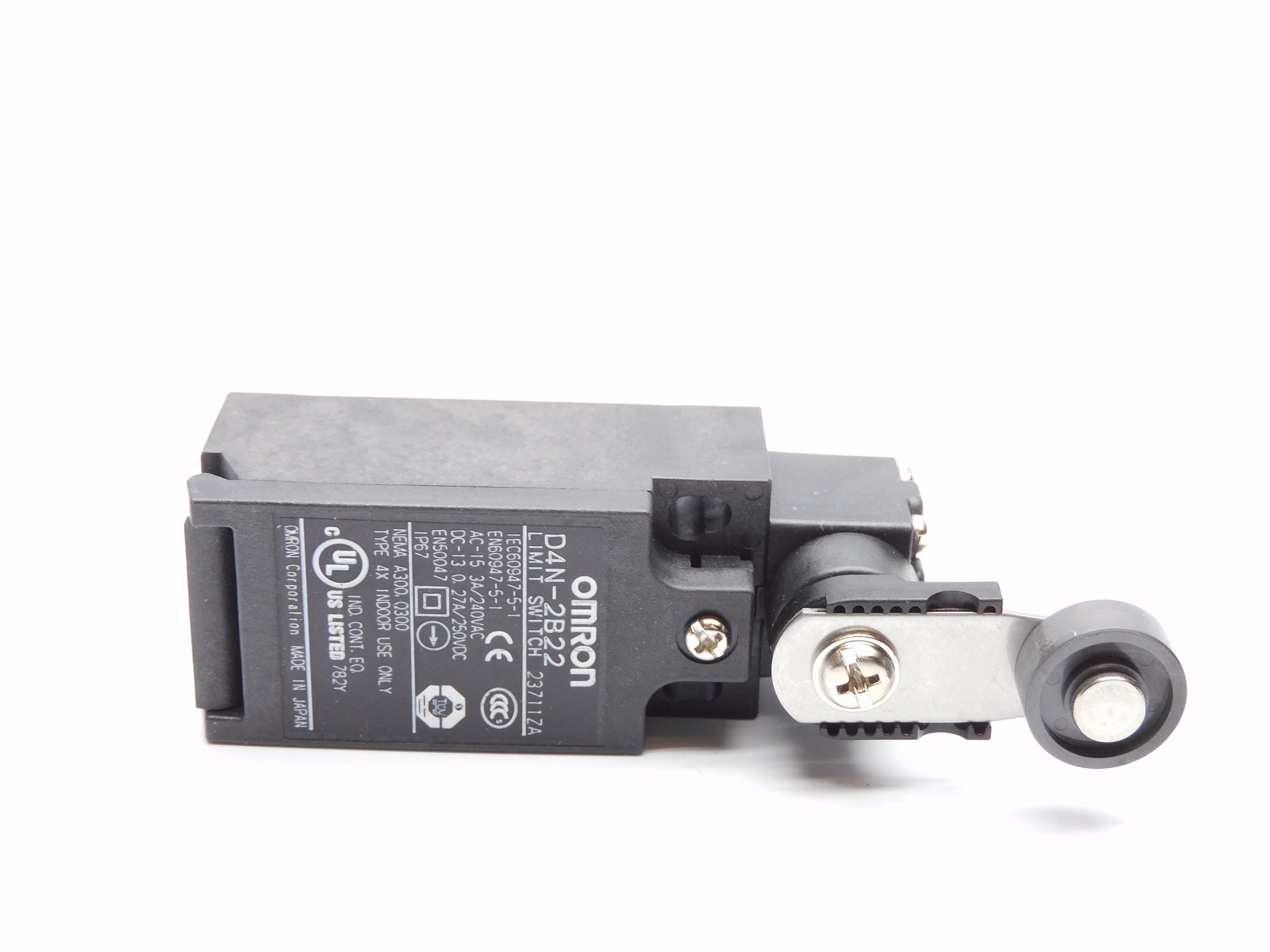 OMRON D4N-2B22 NSMP