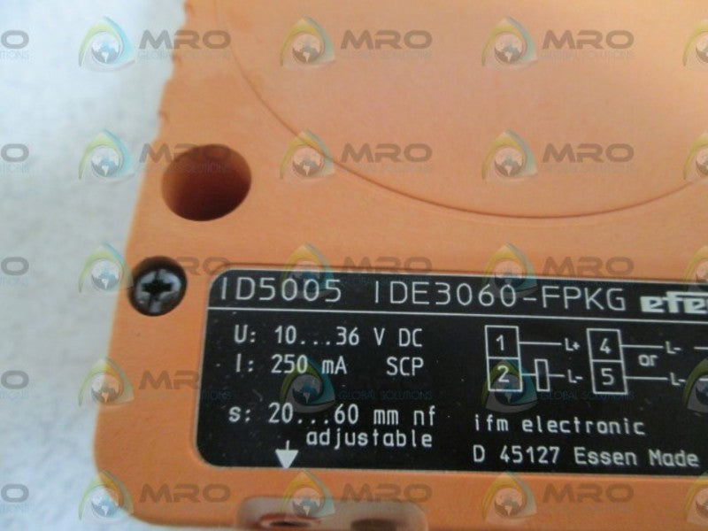 IFM EFECTOR ID5005 INDUCTIVE PROXIMITY SENSOR * NEW IN BOX *