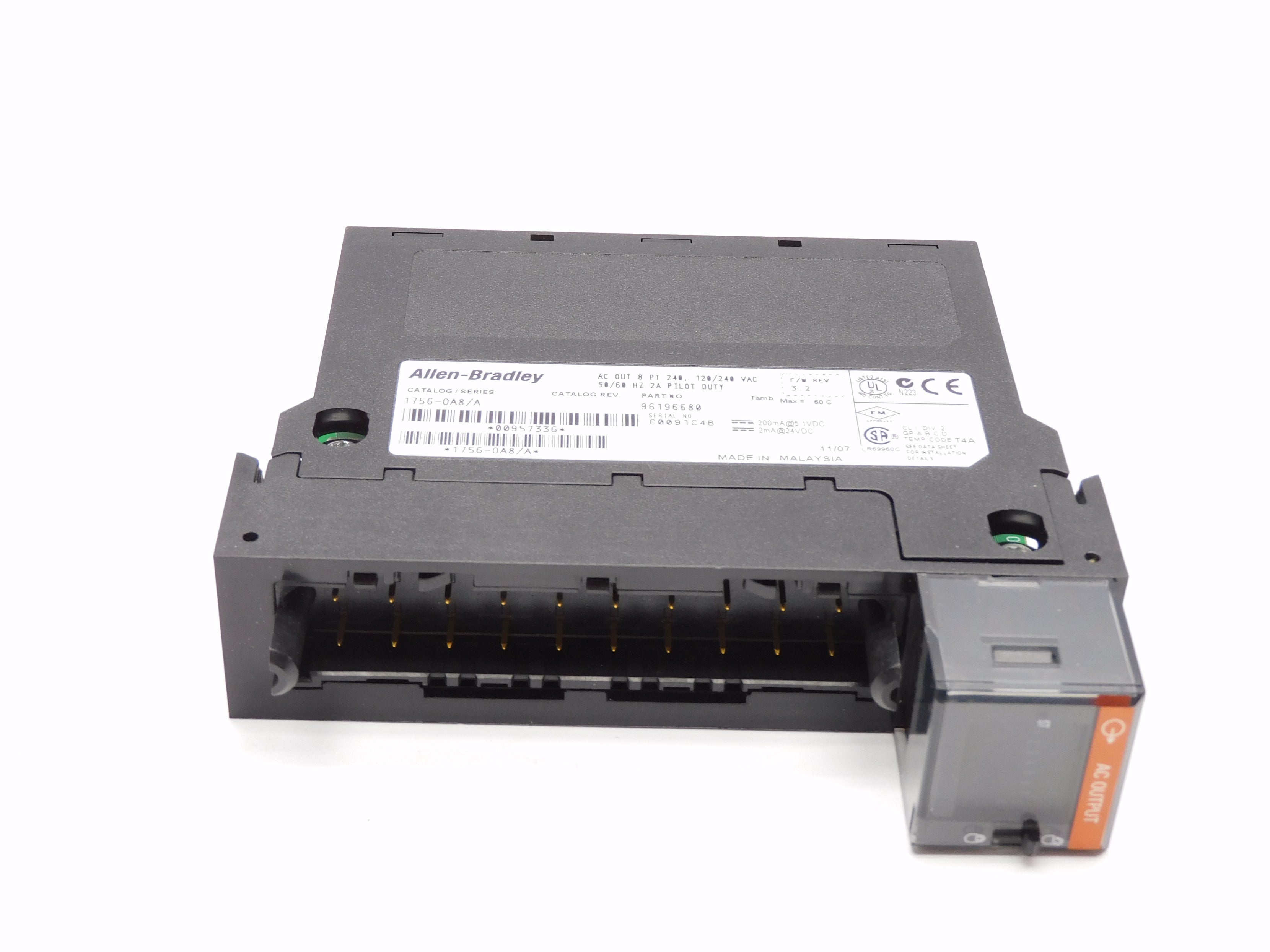 ALLEN BRADLEY 1756-OA8 SER. A F/W 3.2 NSMP