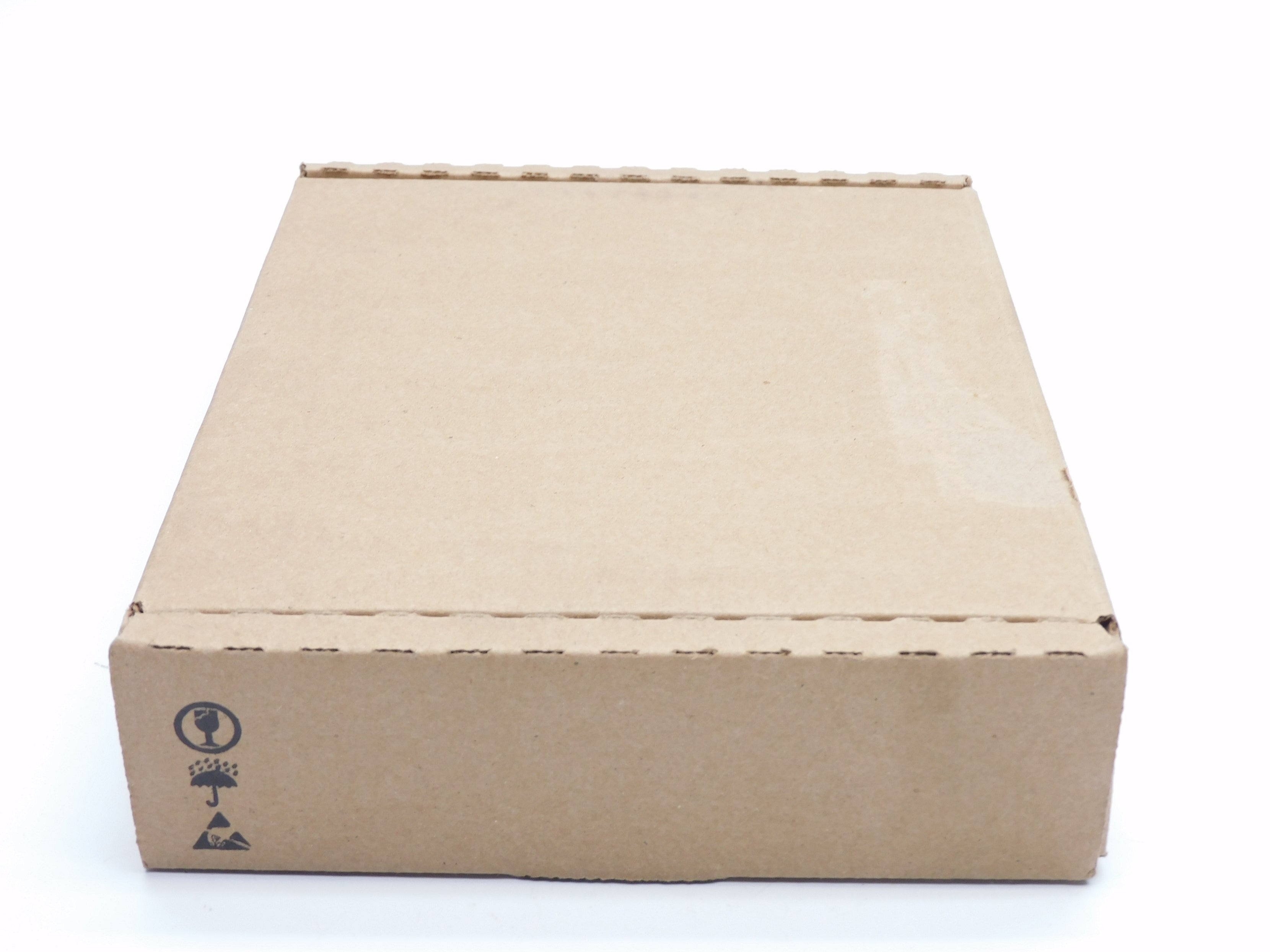 ALLEN BRADLEY 1756-OB16E SER. A F/W 3.004 DATE: 2014 NSFS