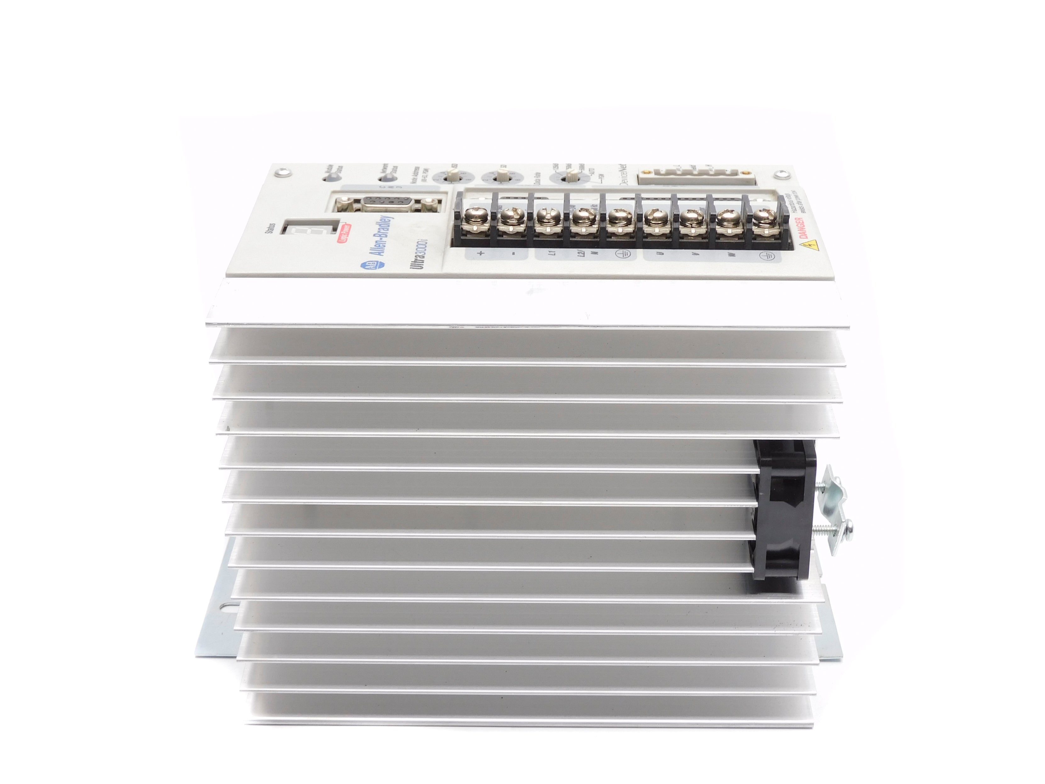 ALLEN BRADLEY 2098-DSD-020X-DN SER. C F/W V1.51 NSNP