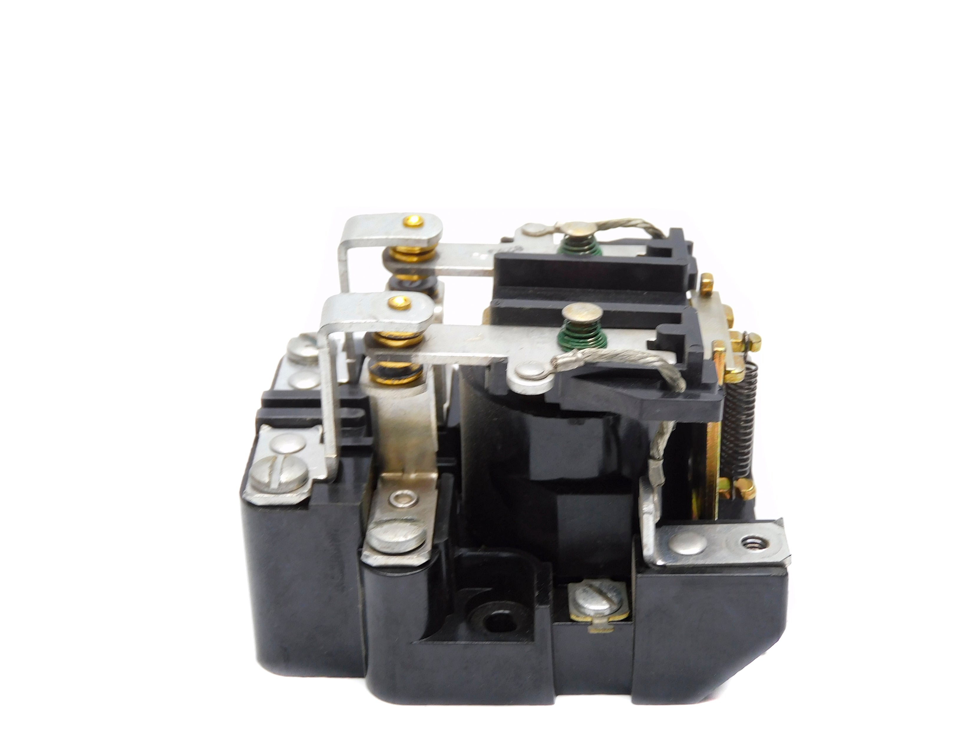 DAYTON 5X848A 600V 5A UNMP