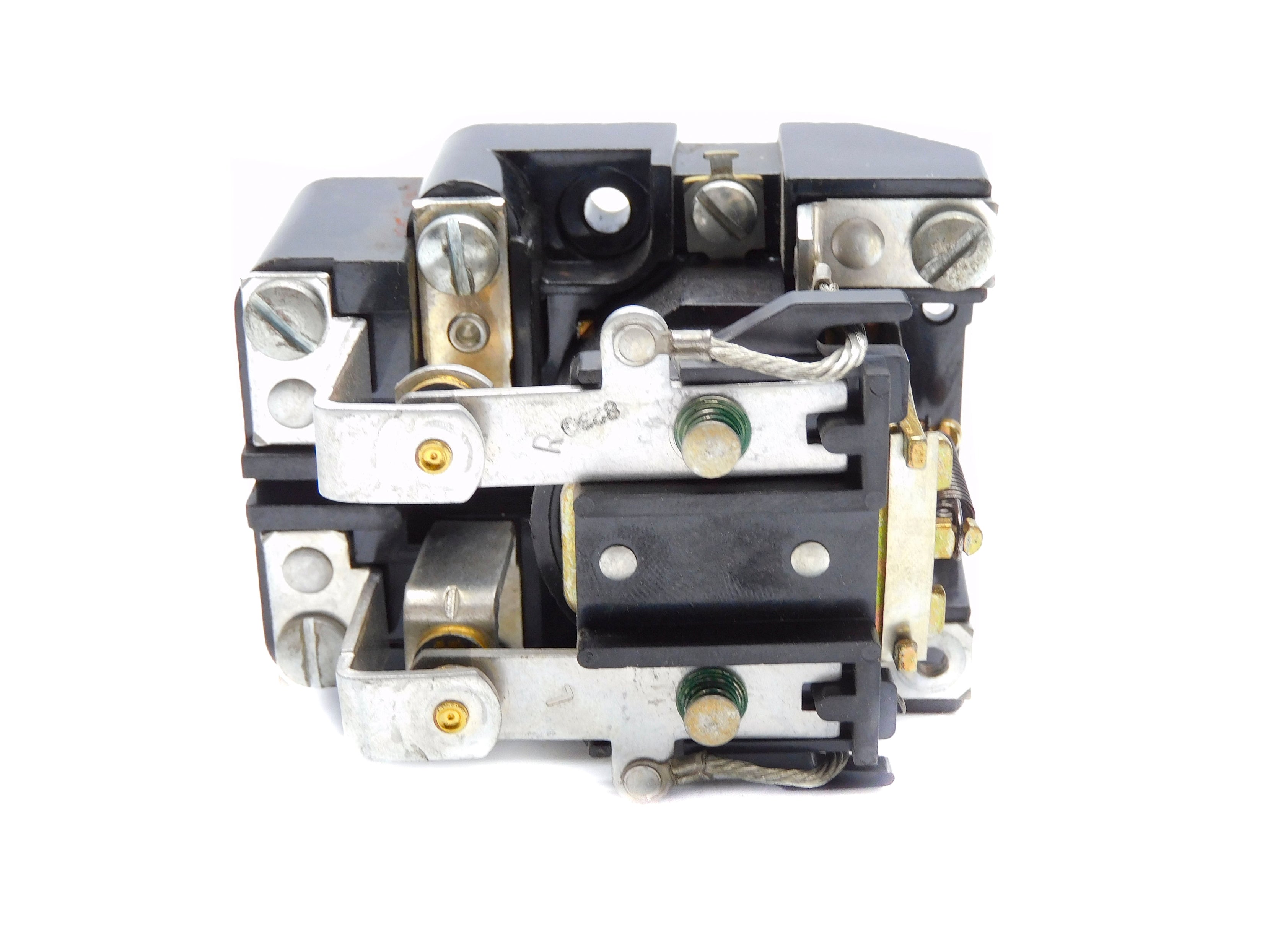 DAYTON 5X848A 600V 5A UNMP