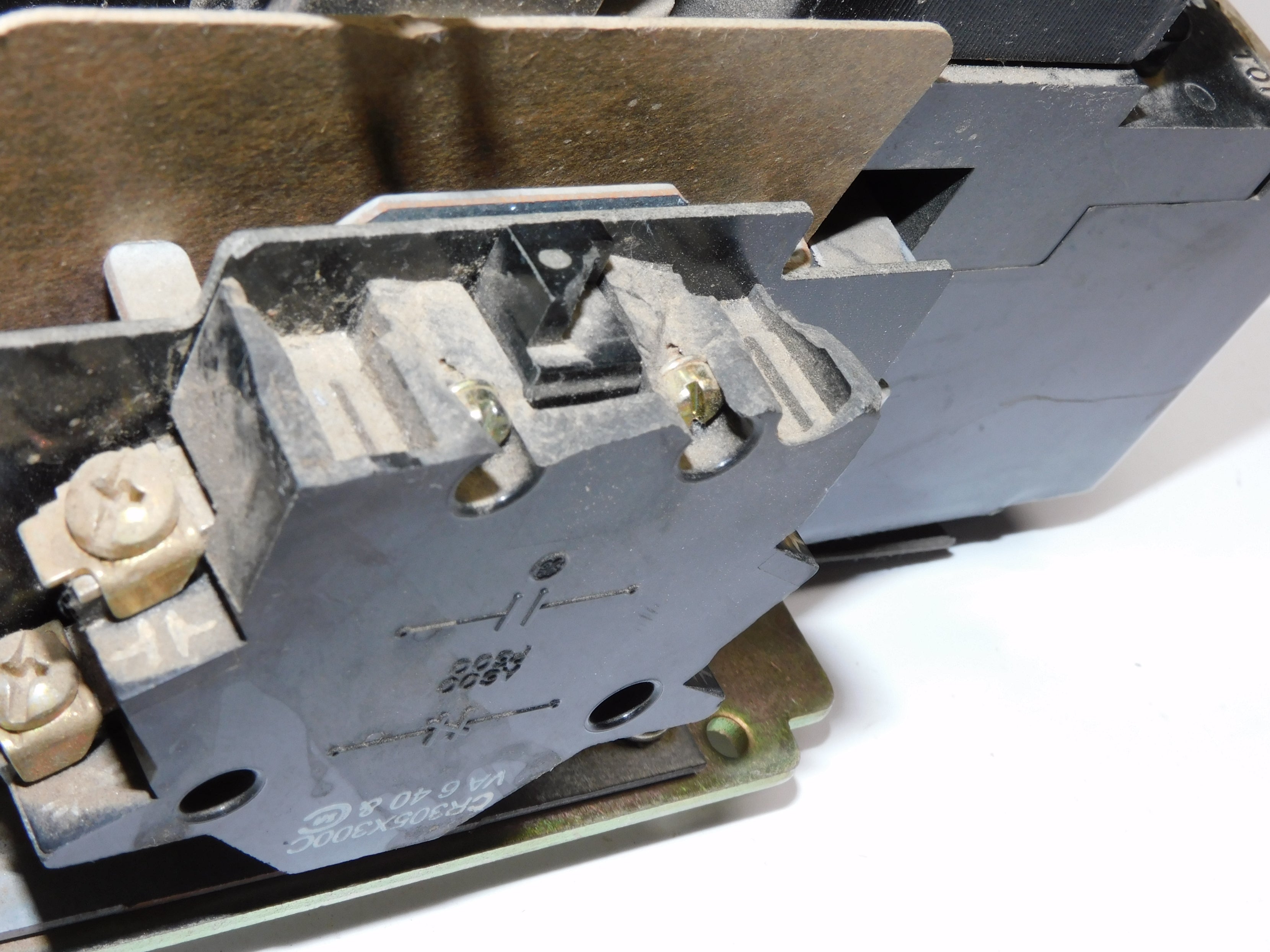 GENERAL ELECTRIC CR305F0**ASH (AS PICTURED) UNMP
