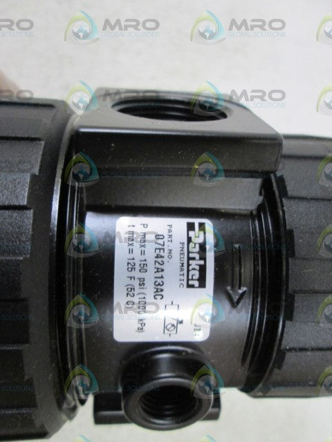 PARKER FILTER/REGULATOR 07E42A13AC *NEW NO BOX*